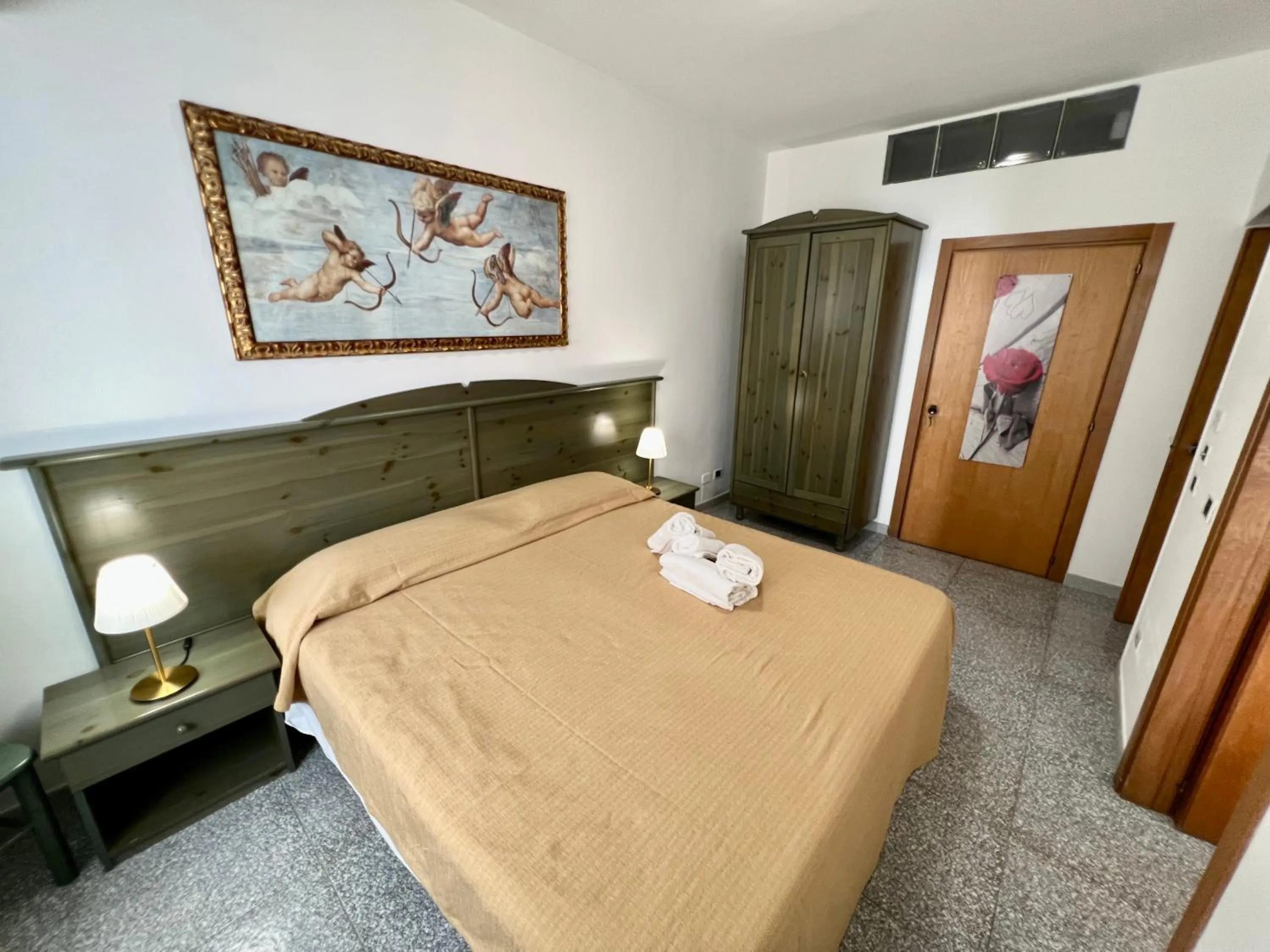 Family Room with Terrace in Hotel Minerva