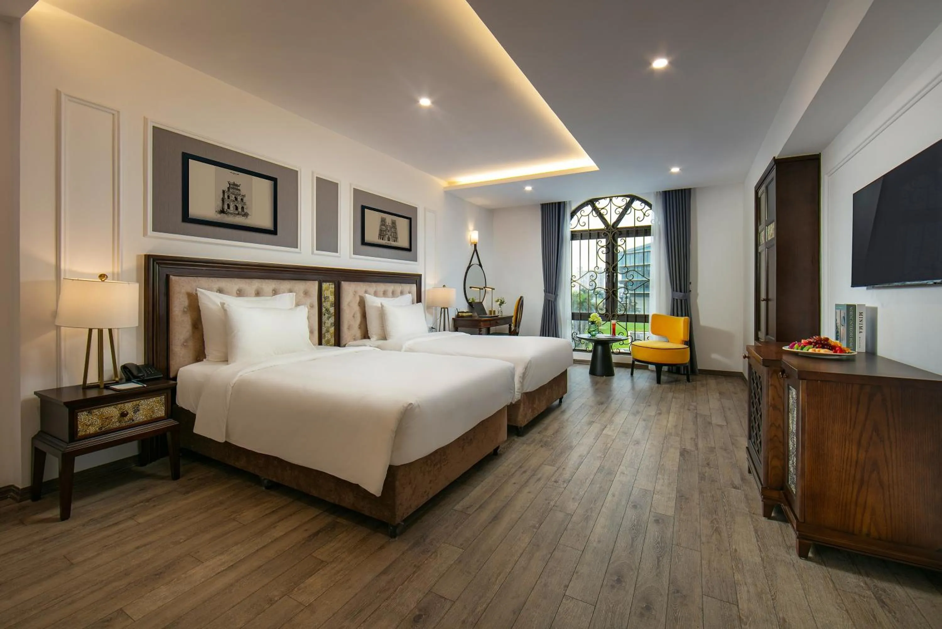 Double or Twin Room with City View in Gloud Hotel