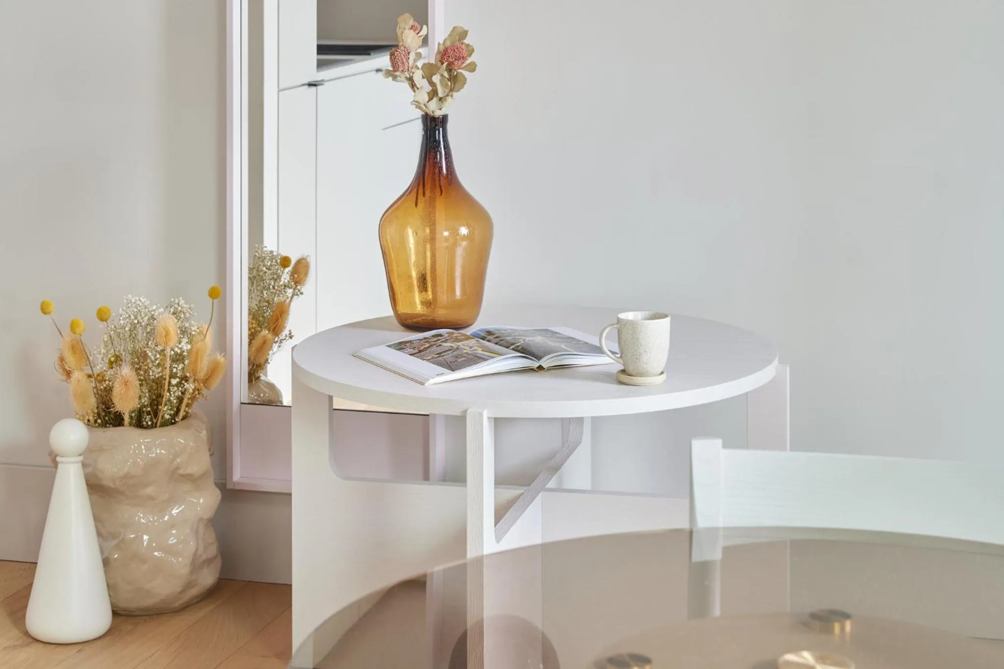 River View Suite in Locke at East Side Gallery