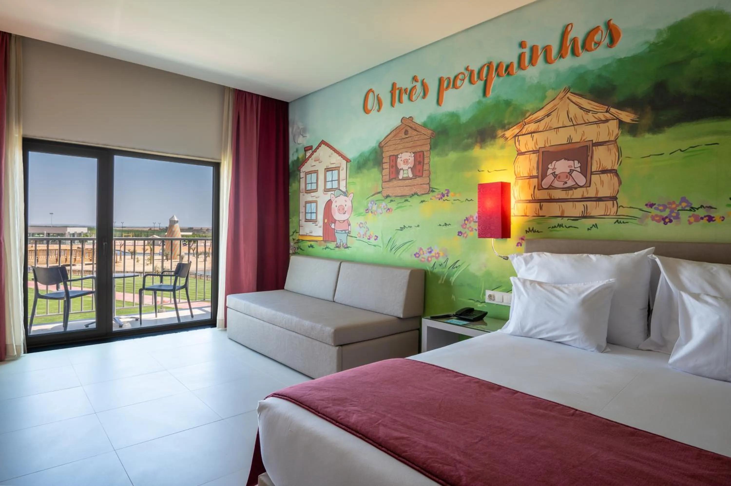 Family Double Room in Vila Gale Nep Kids