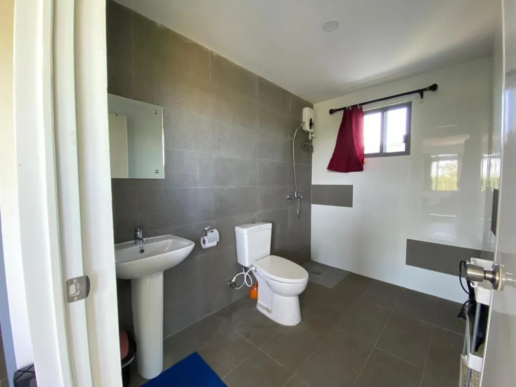 Apartment with Balcony in Malipaj Apartments