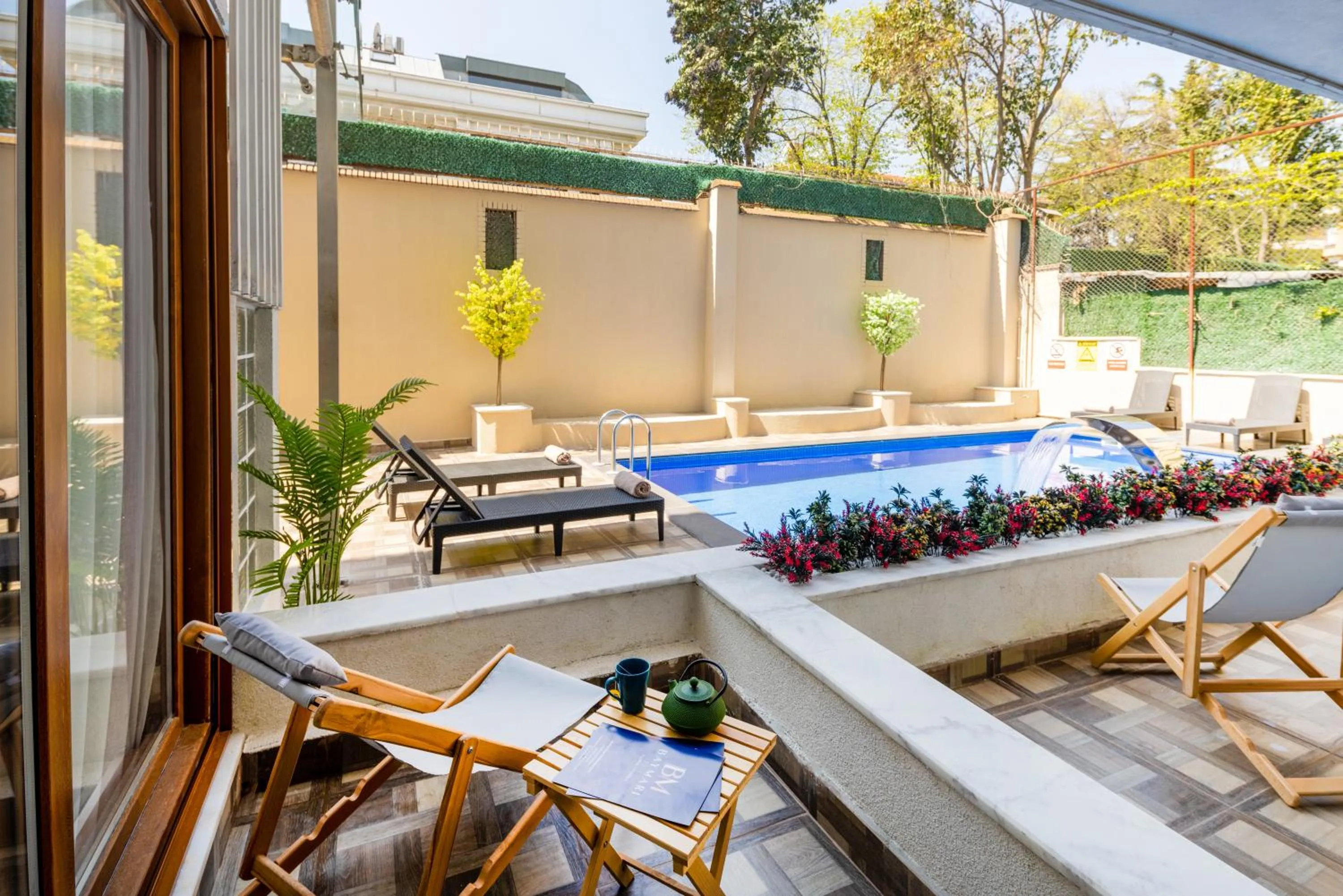 Luxury One Bedroom Apartment with Pool Access  in Baymari Suites Design Florya