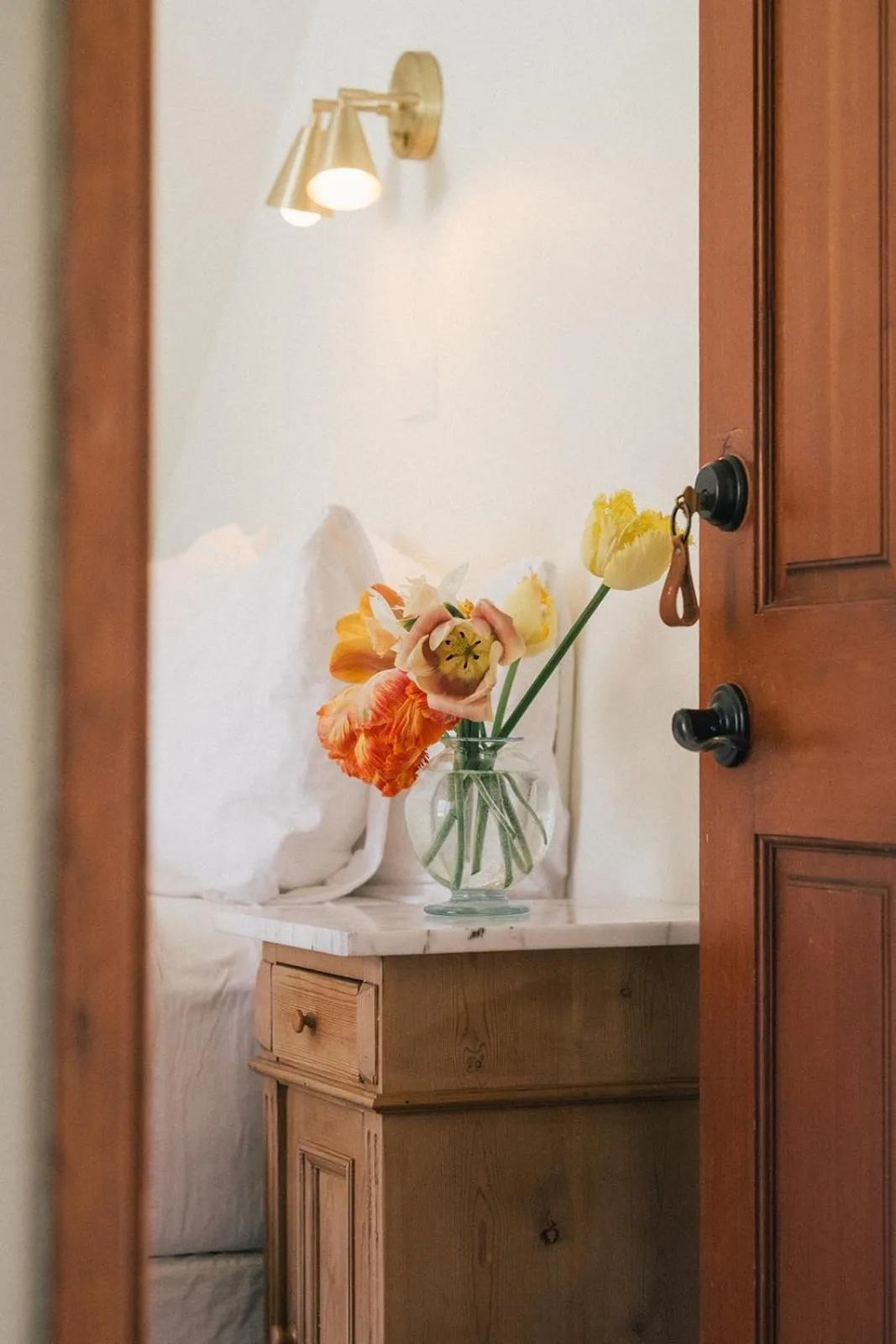 Queen Room with Garden View in Saturn's Return