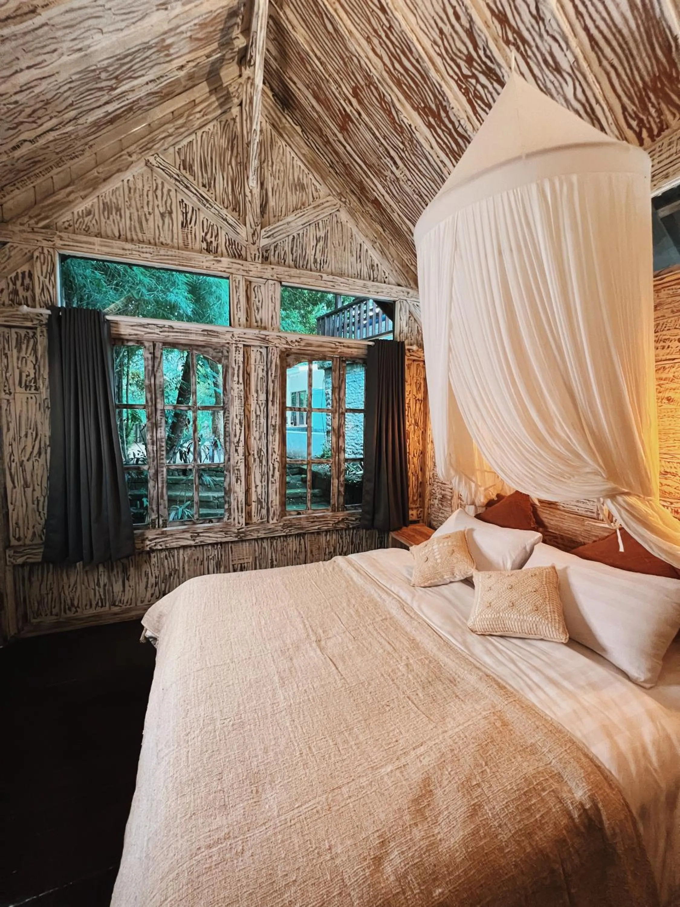 Superior Double Room in Villa Neshama