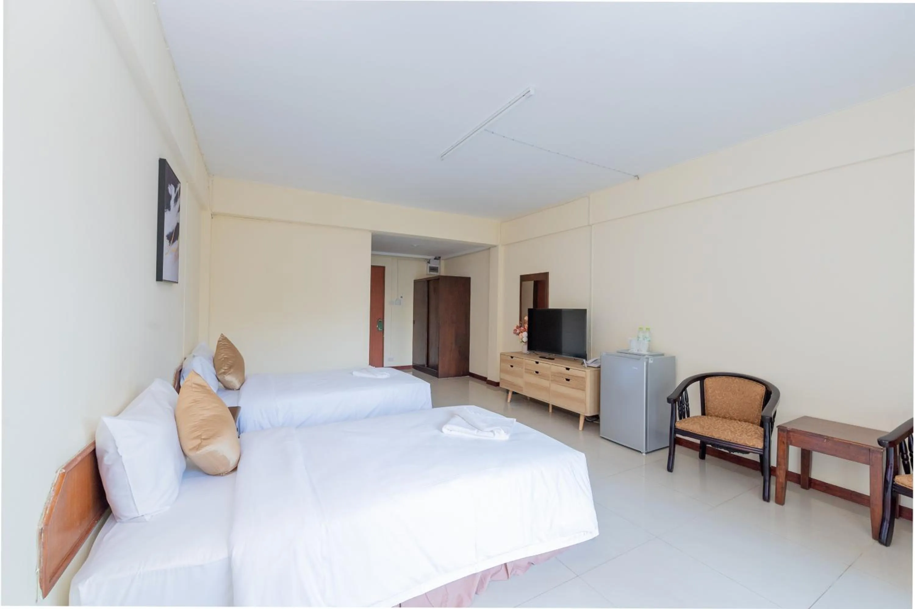 Superior Twin Room in Hillside Resort