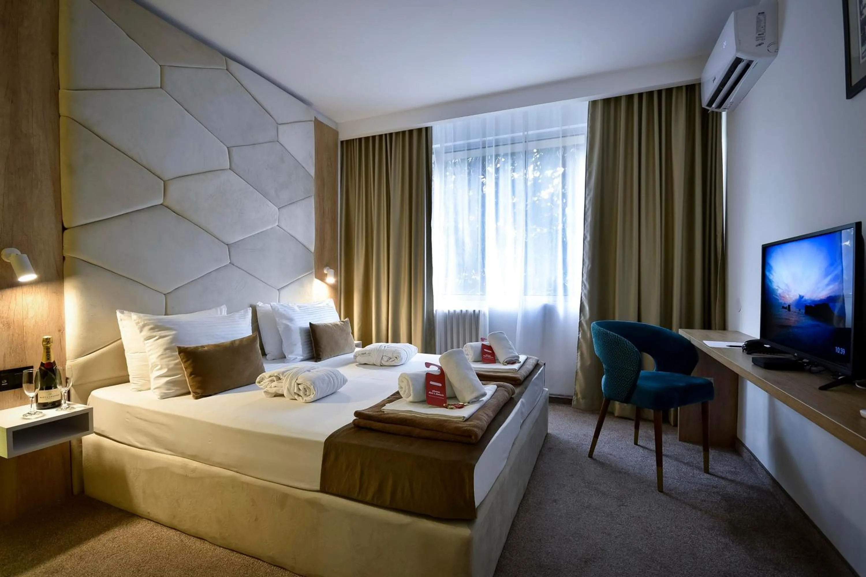 Executive Double Room with Free Parking in Hotel Sumadija