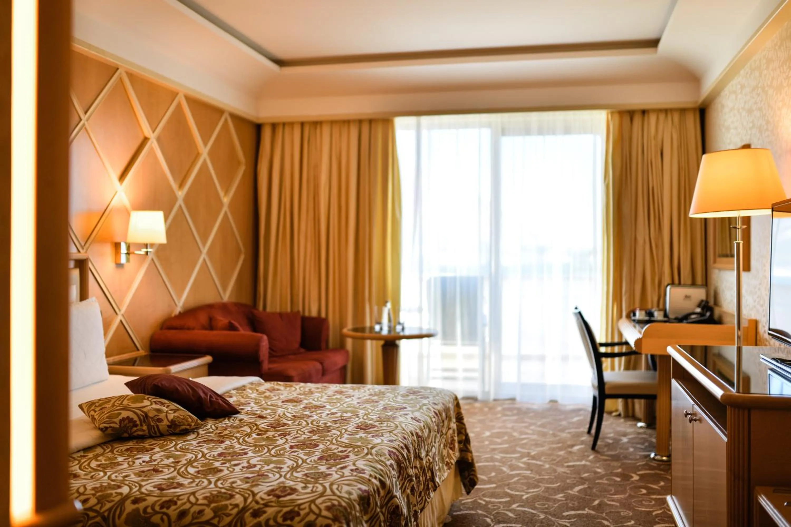 Superior Room with Pool View - single occupancy in Splendid Conference & Spa Resort