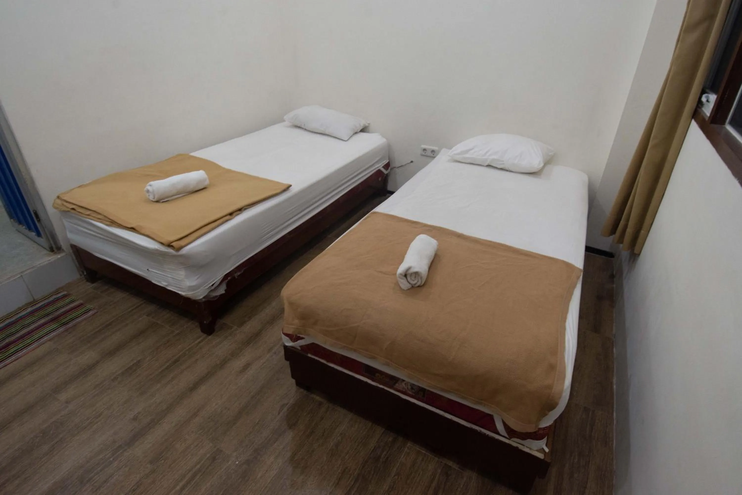 Standard Twin Room in SIMPANG 7 RESIDENCE