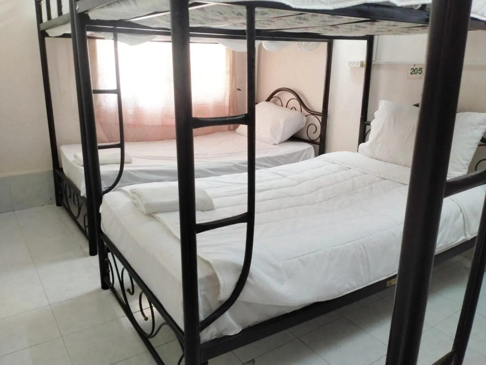 8-Bed Mixed Dormitory Room - single occupancy in Rainbow Hotel Vientiane