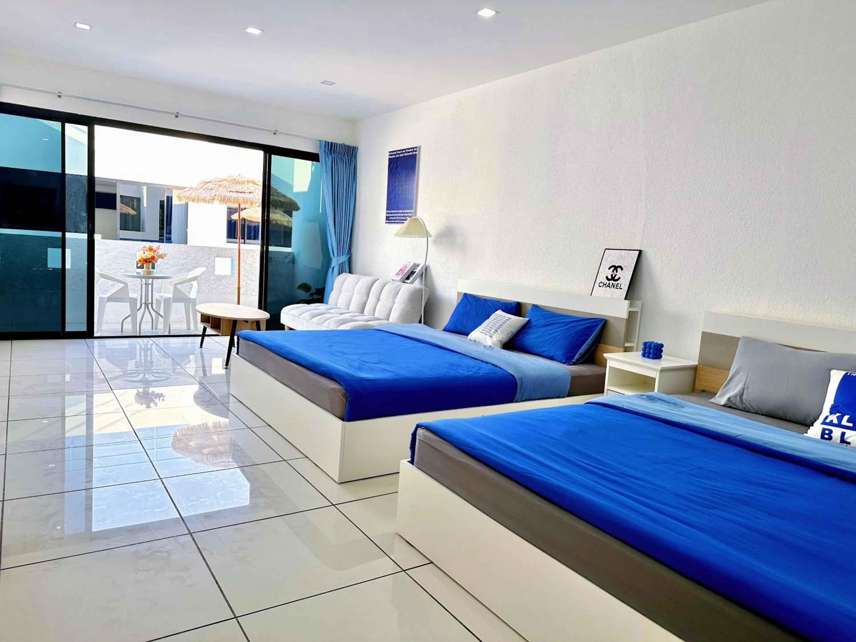 Family Room with Terrace in Mona Lisa pool villa