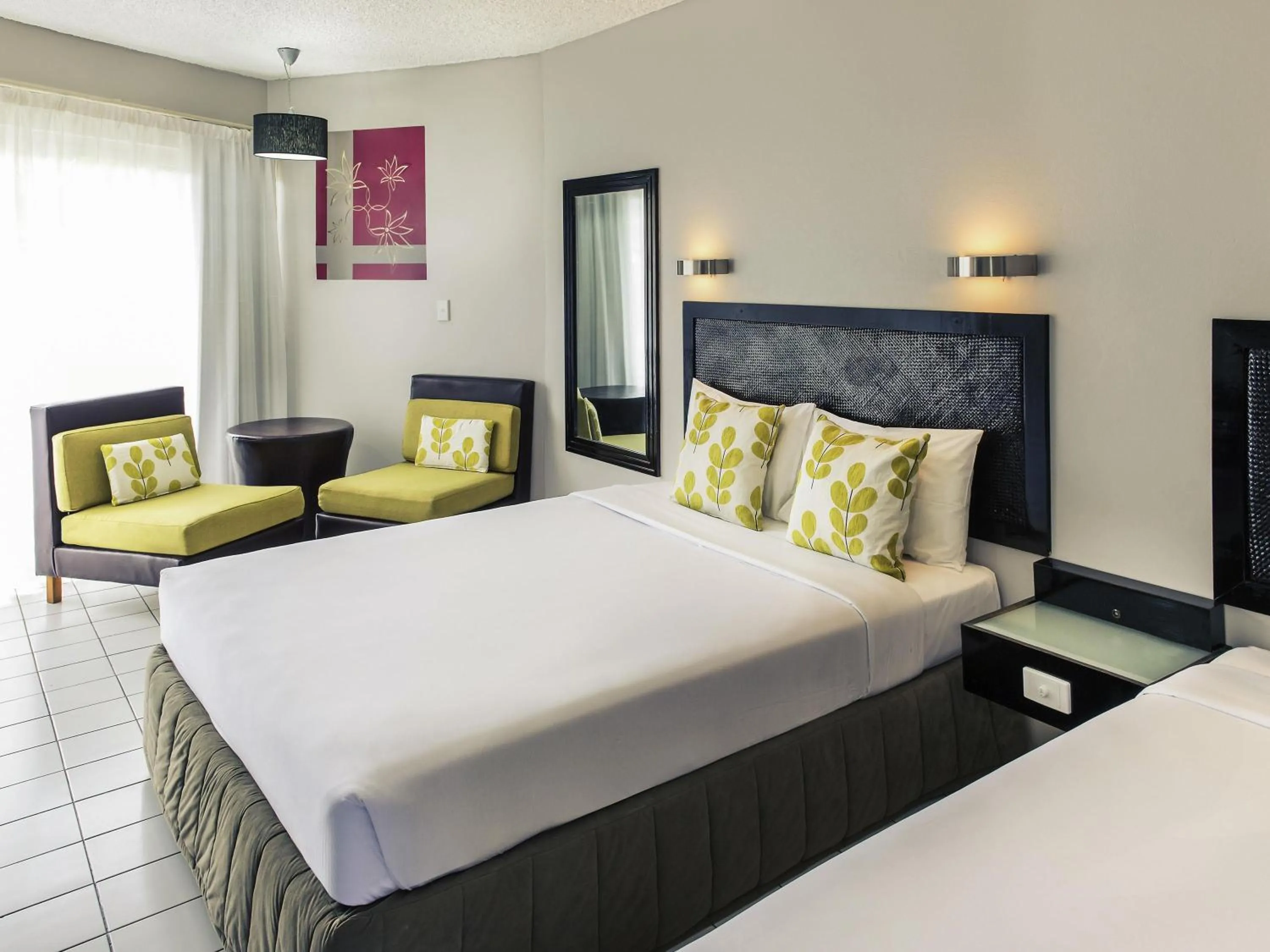 Deluxe Room with Queen and Single Bed in Mercure Nadi