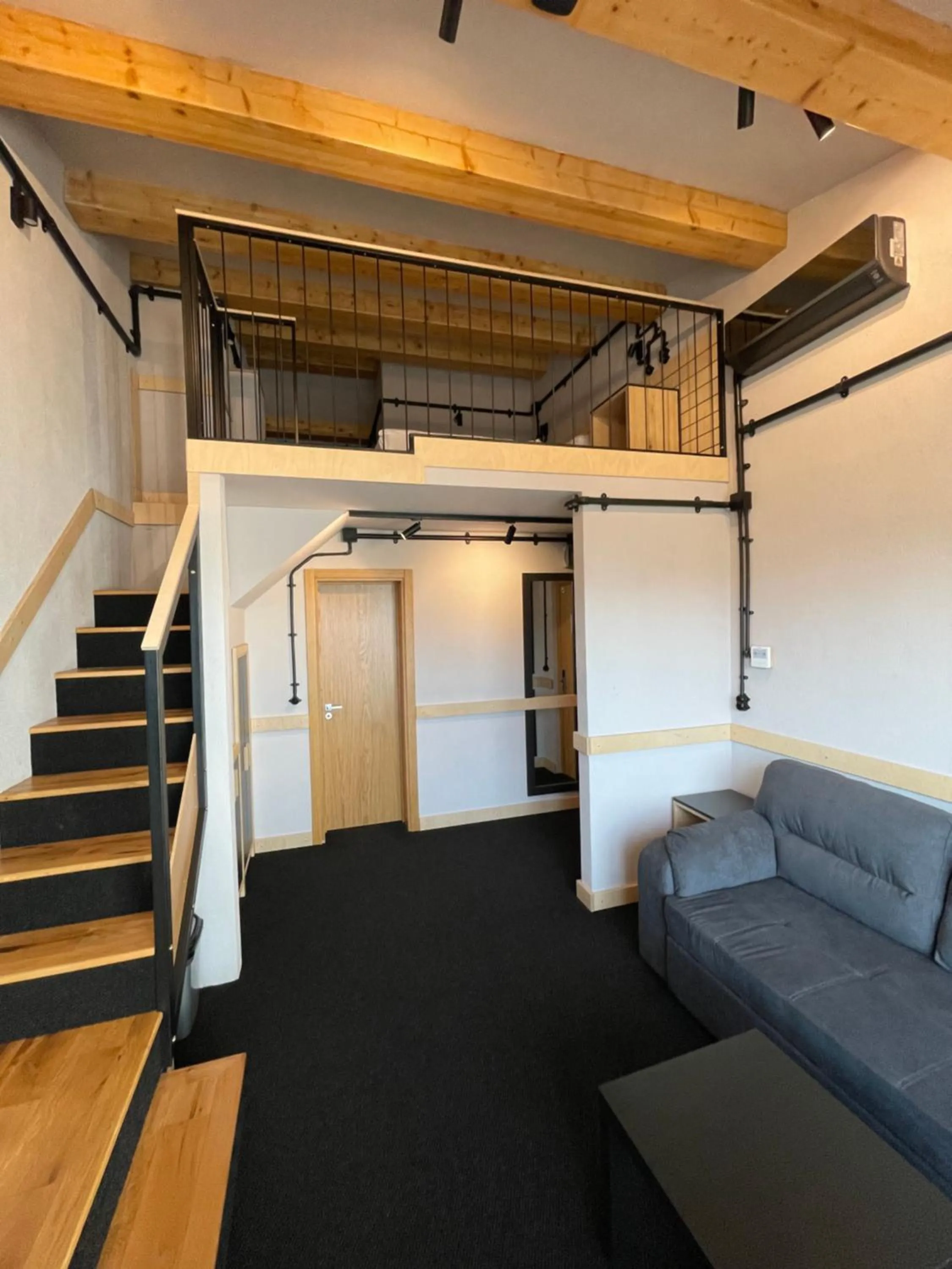 Loft Balcony in Art Hotel 158