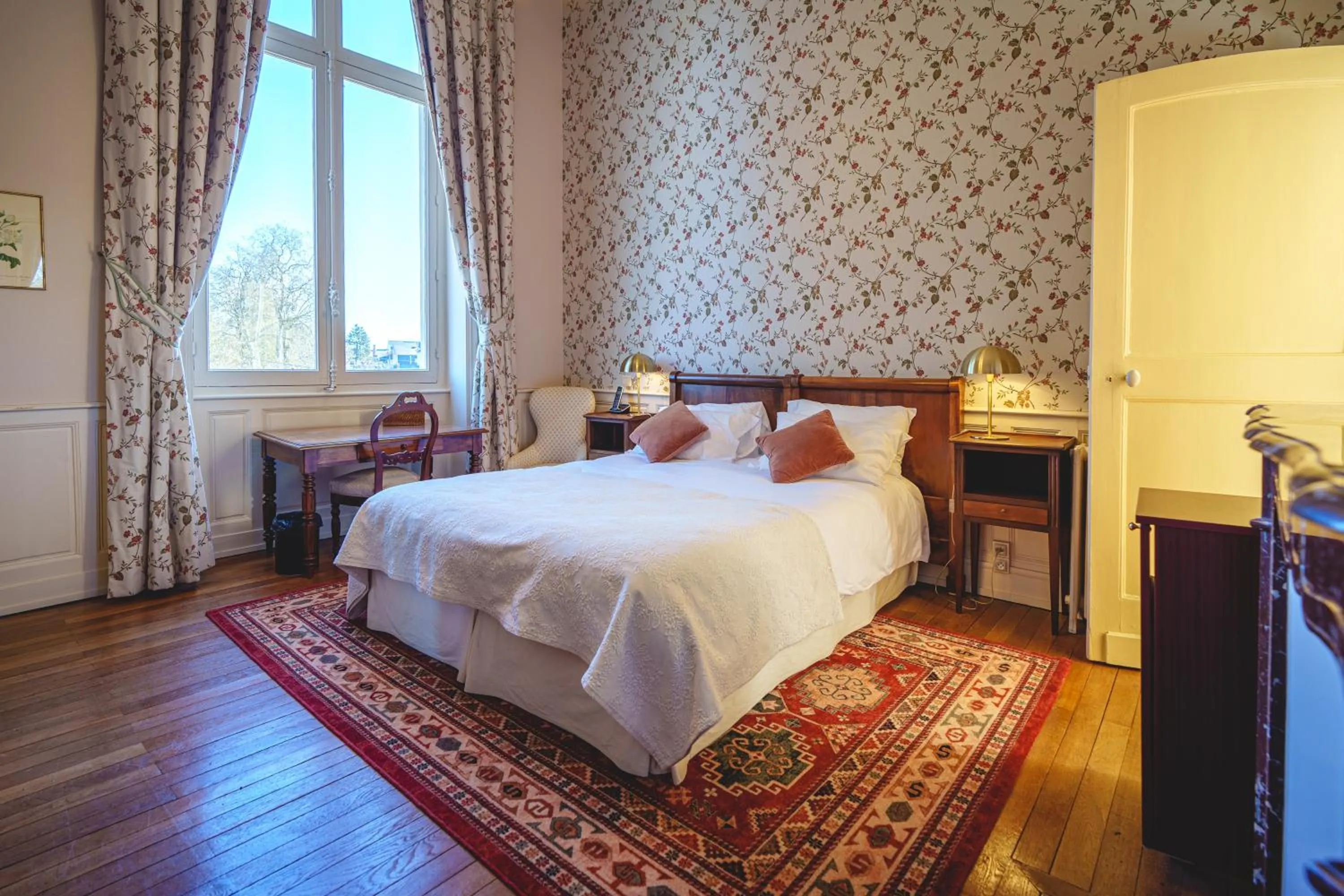 Queen Room in Château La Comtesse de Loire & Spa