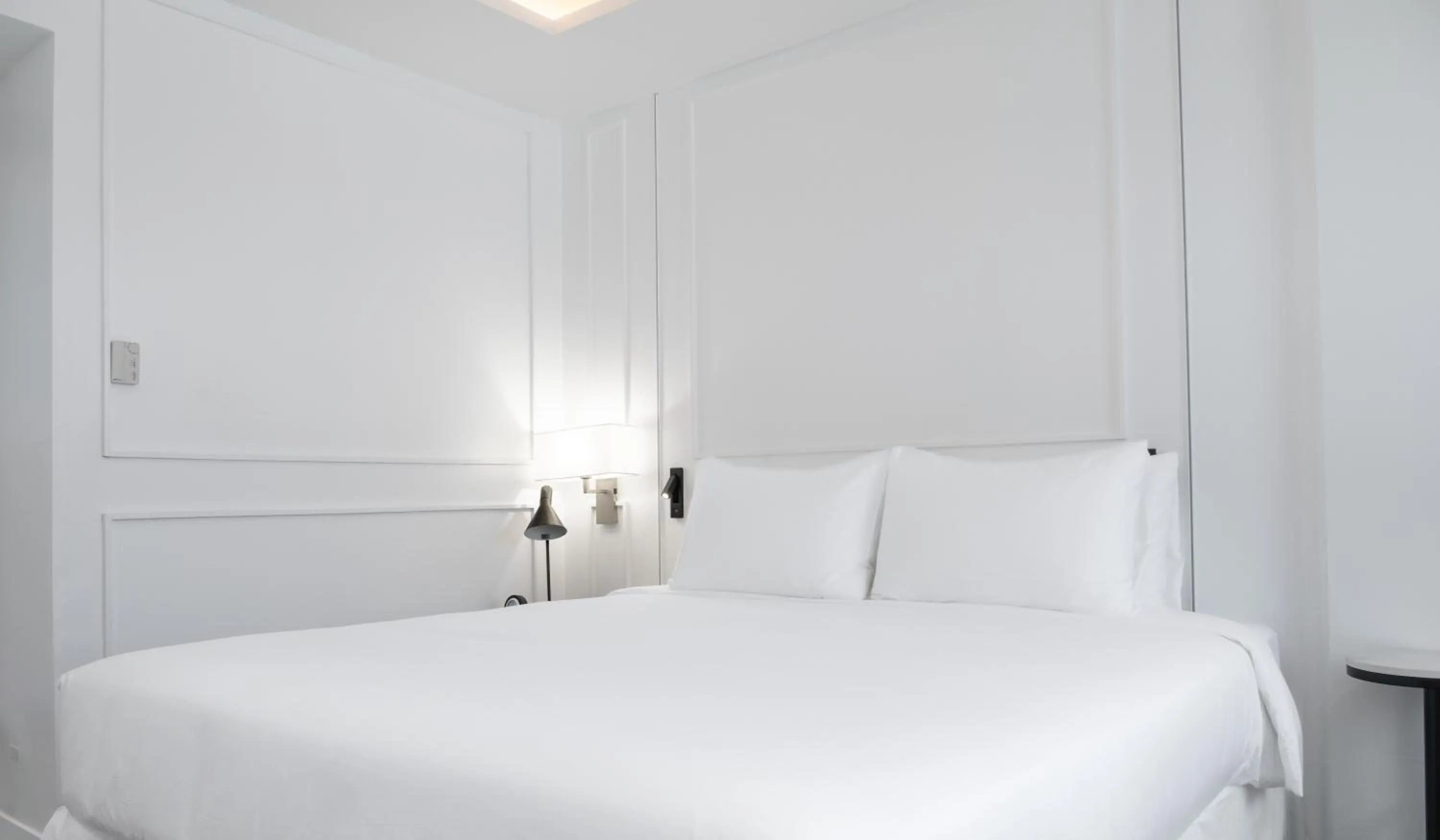 Deluxe King Room in Hotel Tano Guam