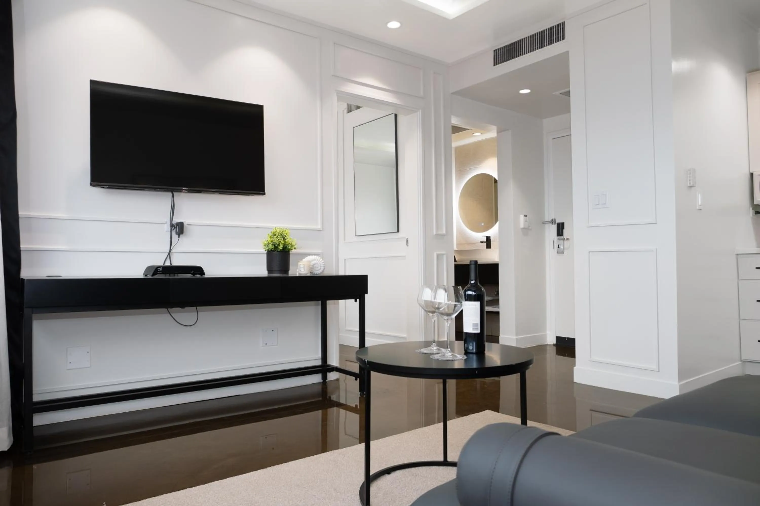 Superior Suite in Hotel Tano Guam