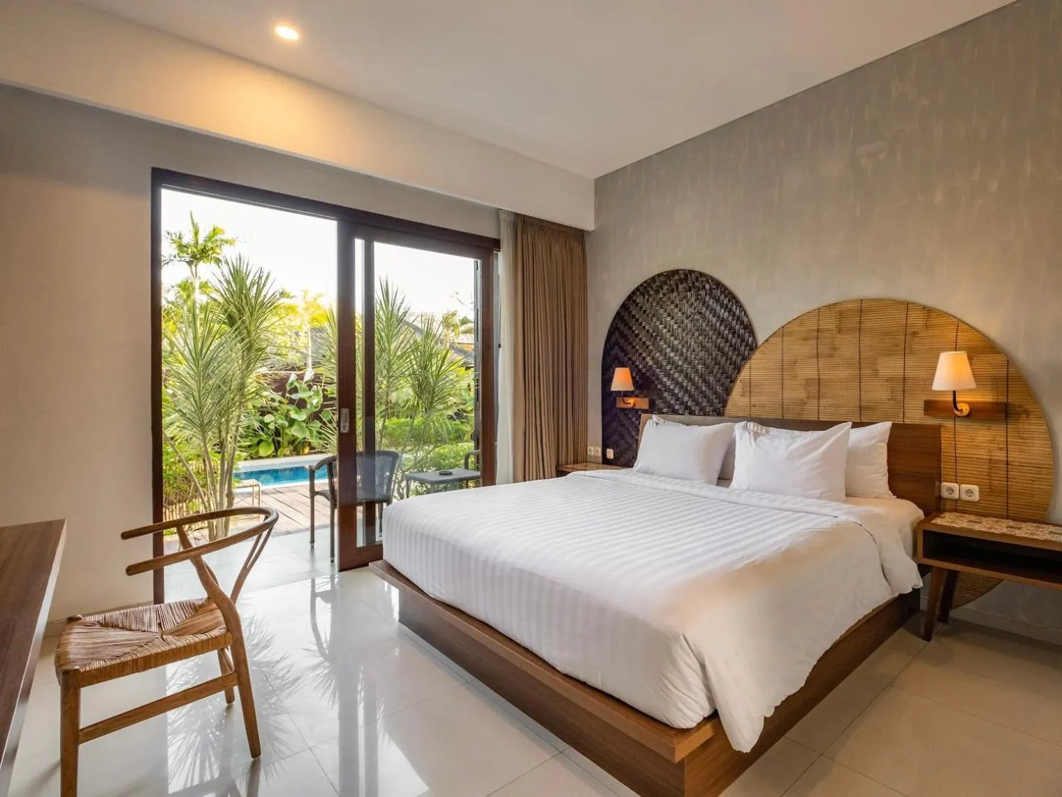 Deluxe Double or Twin Room with Pool View in Cove Tevana