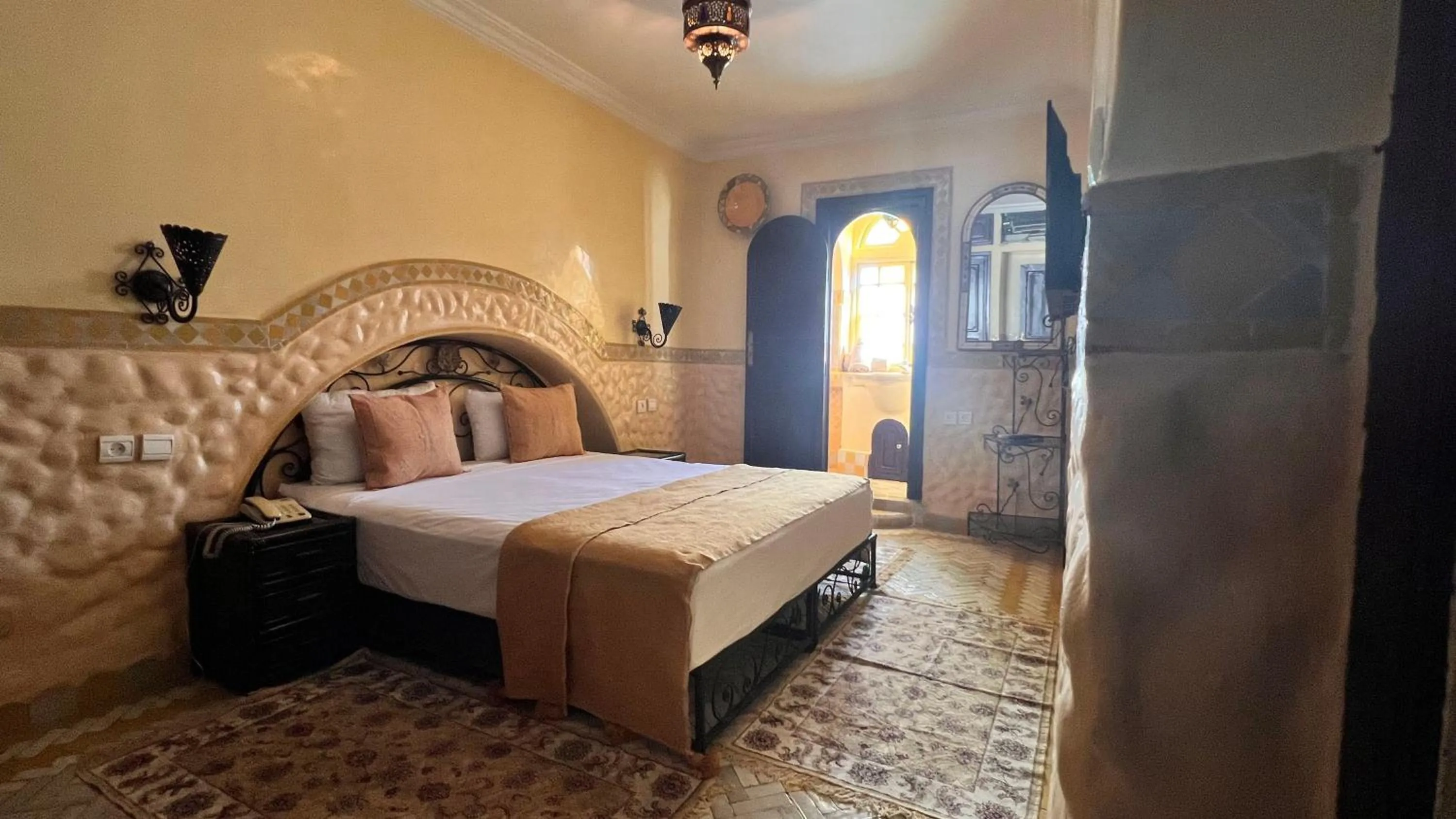 Standard Double Room in Riad Catalina