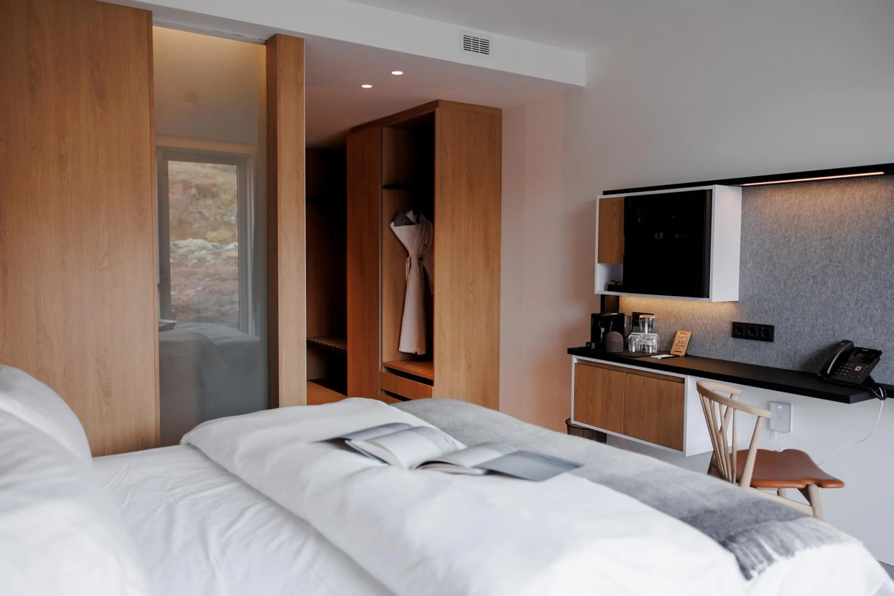 Junior Suite in ION Adventure Hotel, Nesjavellir, a Member of Design Hotels