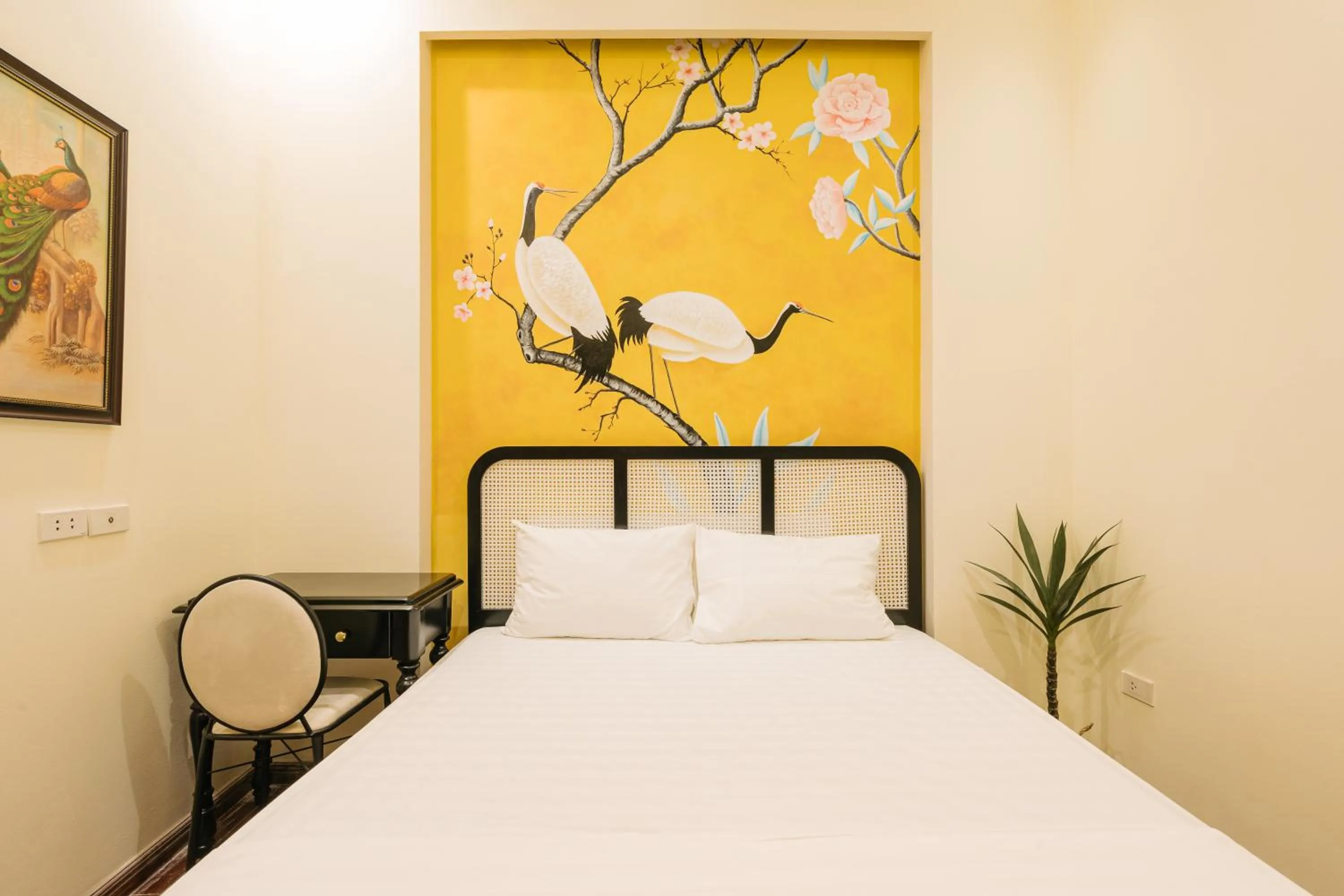 Standard Queen Room in Sun Clover Boutique Hotel