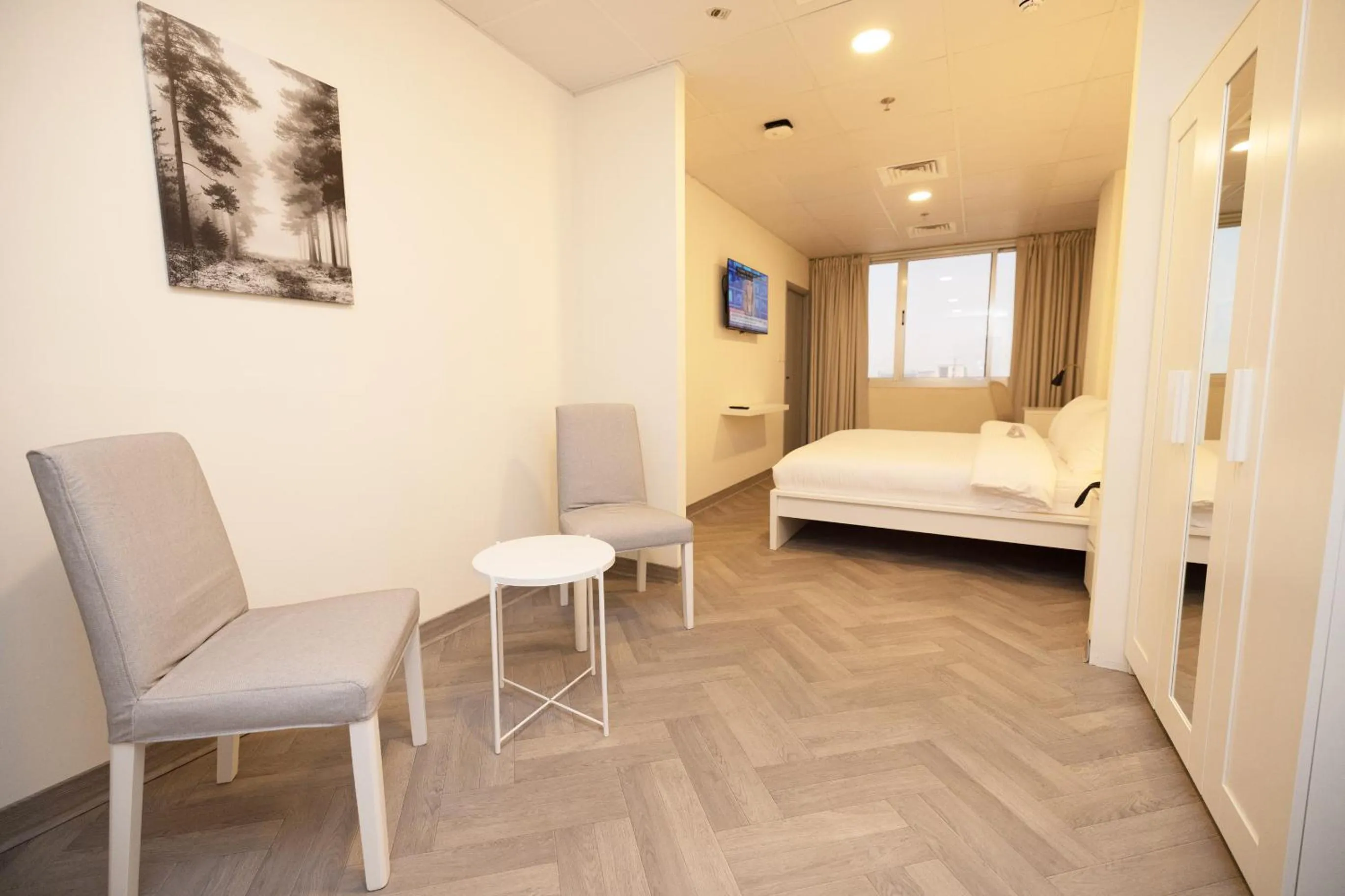 Superior King Room in Riggae Tower Hotel