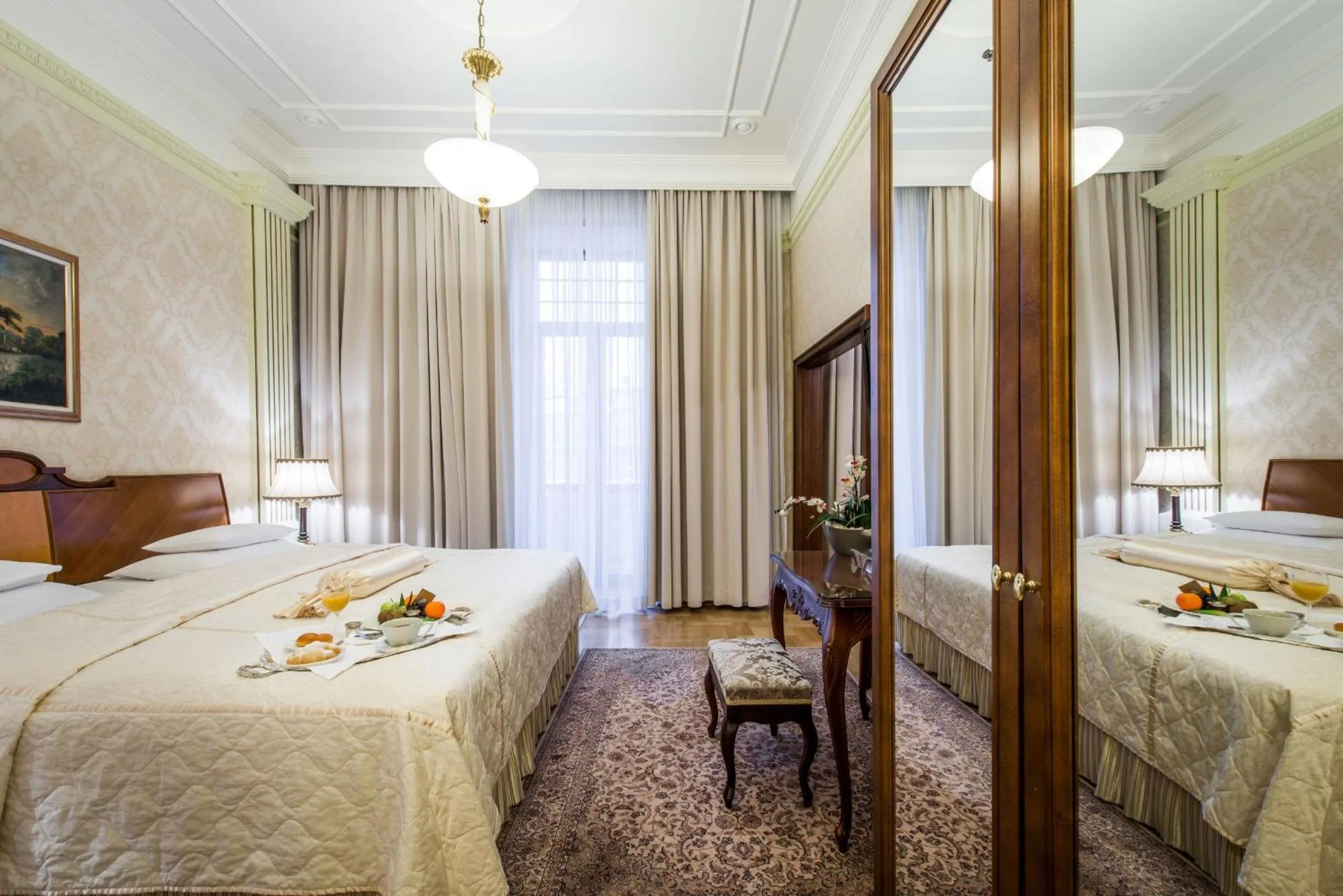 Premium Suite with Free Spa Access in Hotel Moskva