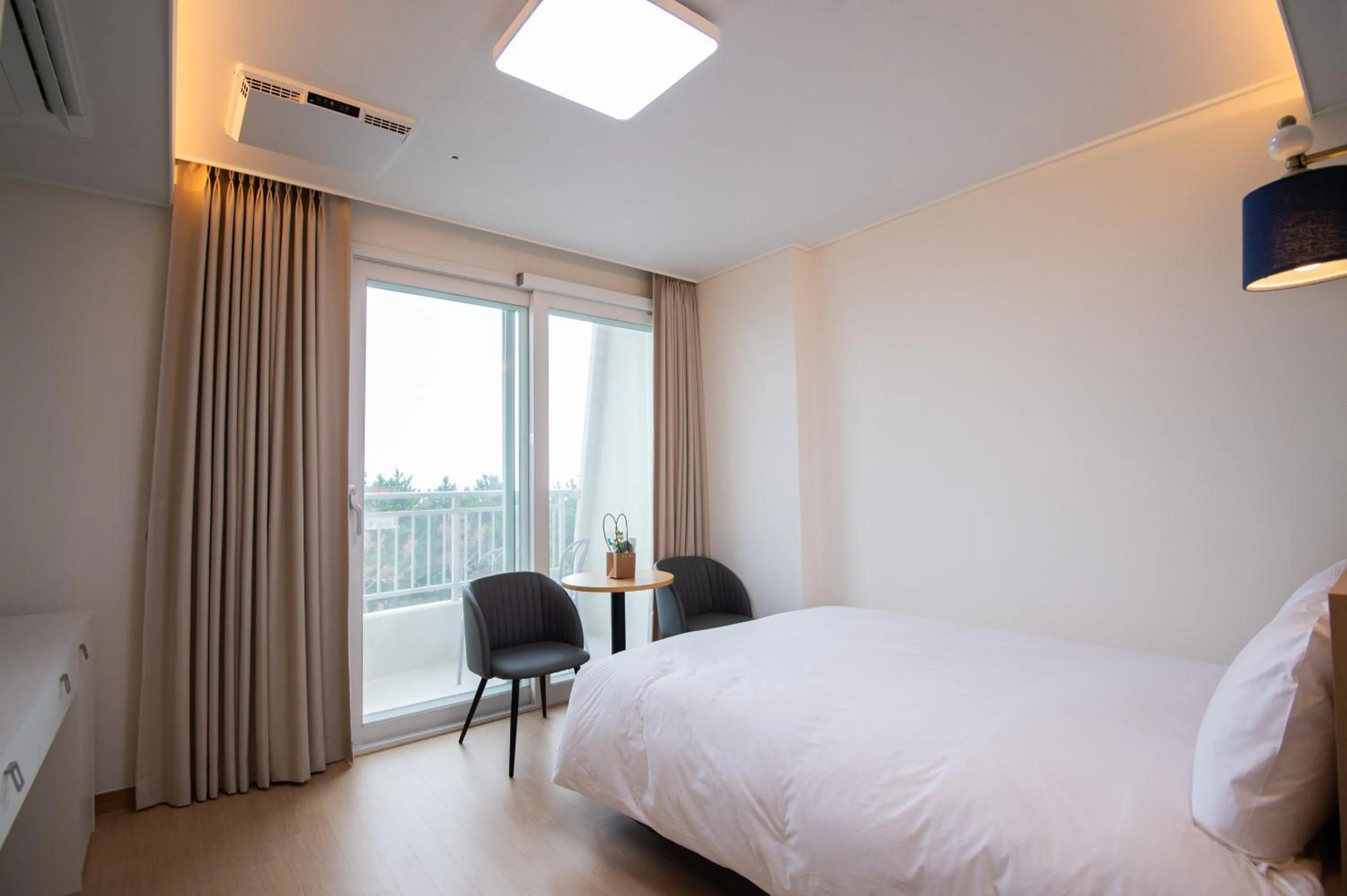 Standard Double Room in Gangneung PINEART Label
