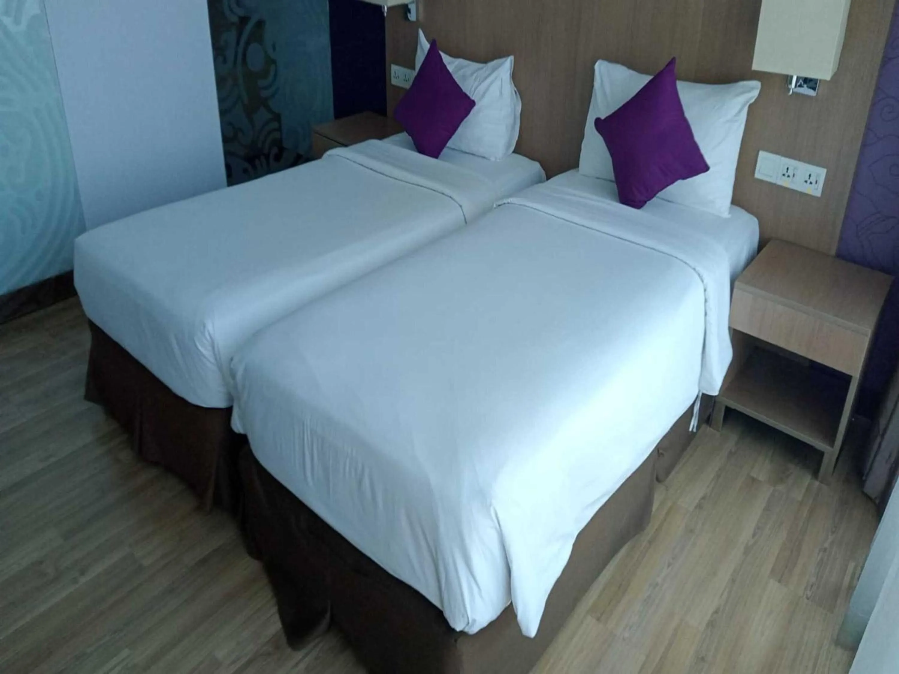 Budget Twin Room in HABITARE Rasuna Jakarta