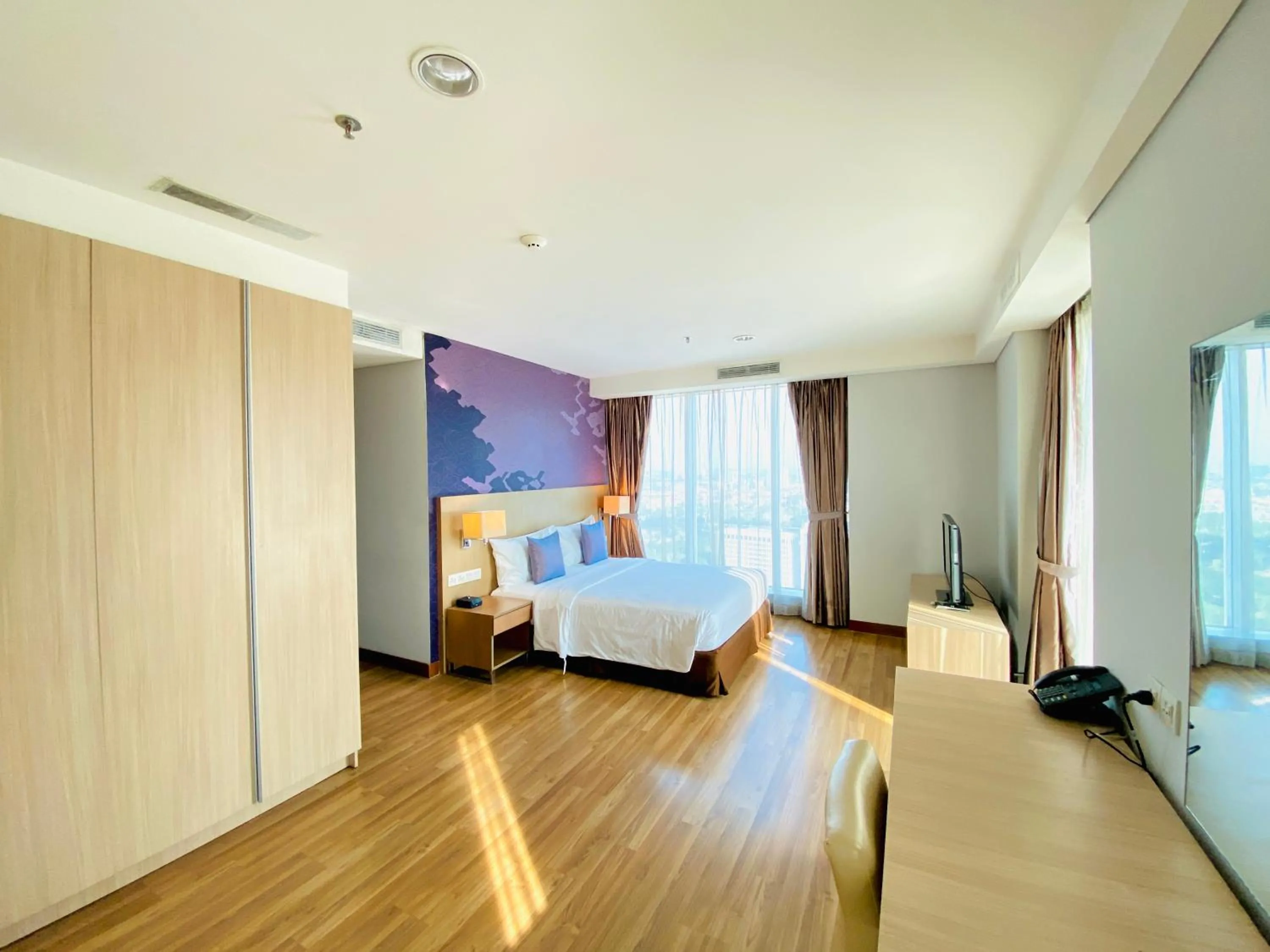 Deluxe Double or Twin Room in HABITARE Rasuna Jakarta