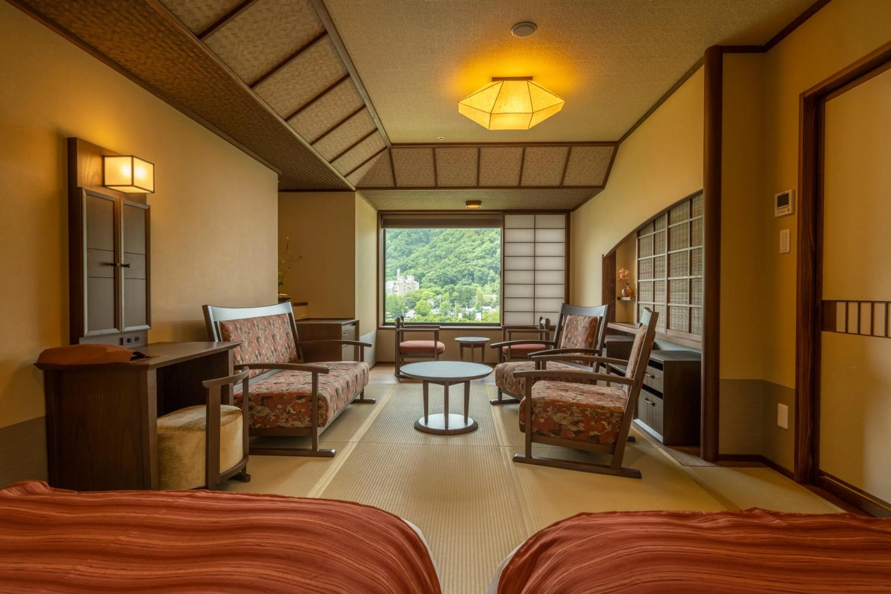 Quadruple Room with Hot Spring Bath in Jozankei Onsen Yurakusoan