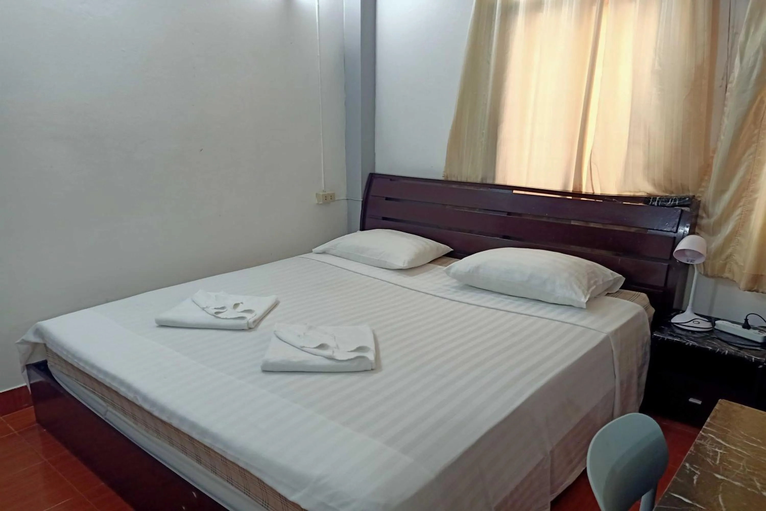 Standard Queen Room - single occupancy in Sonya Residence