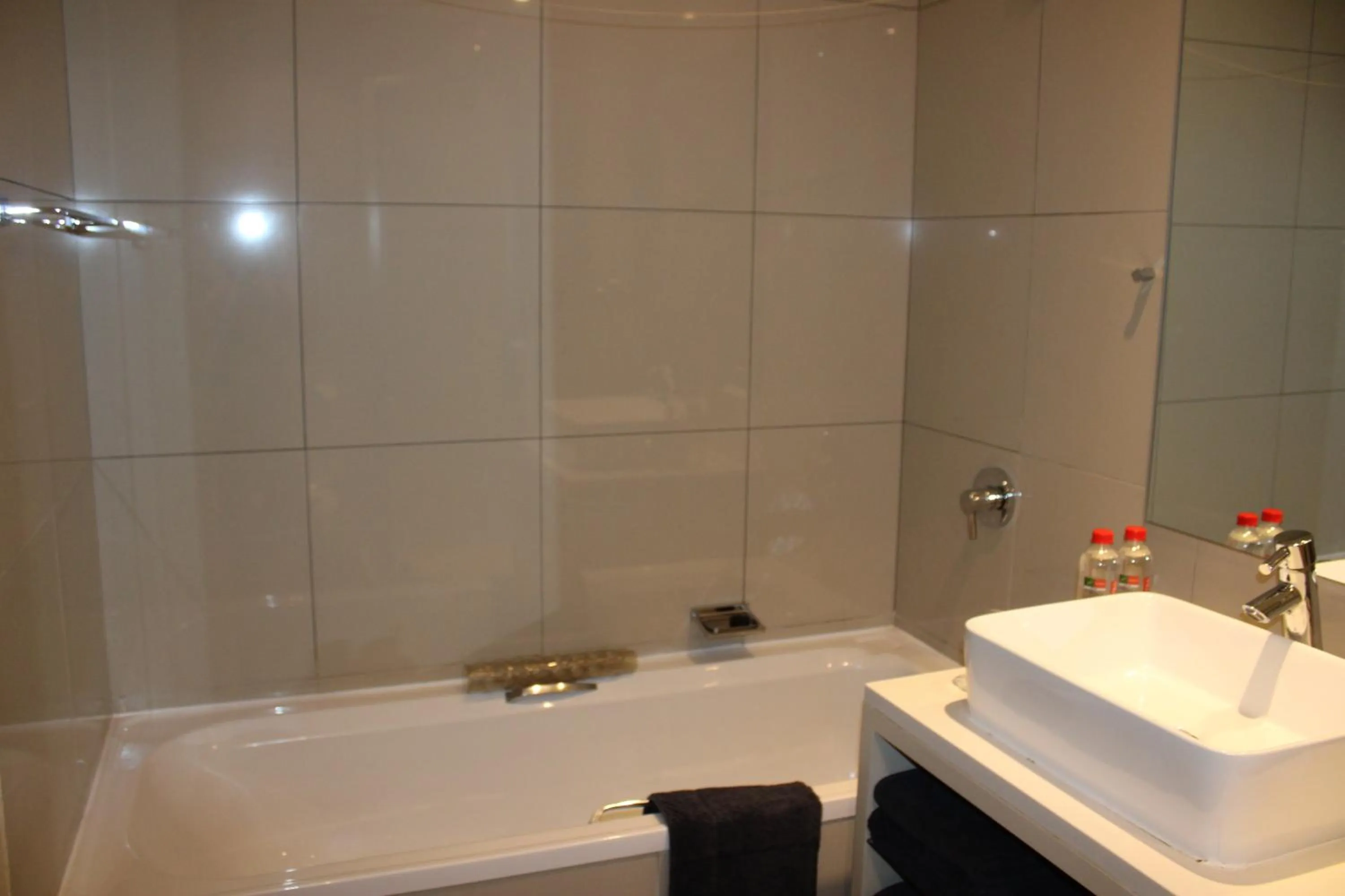 Standard King Room in The Caledon Hotel and Spa