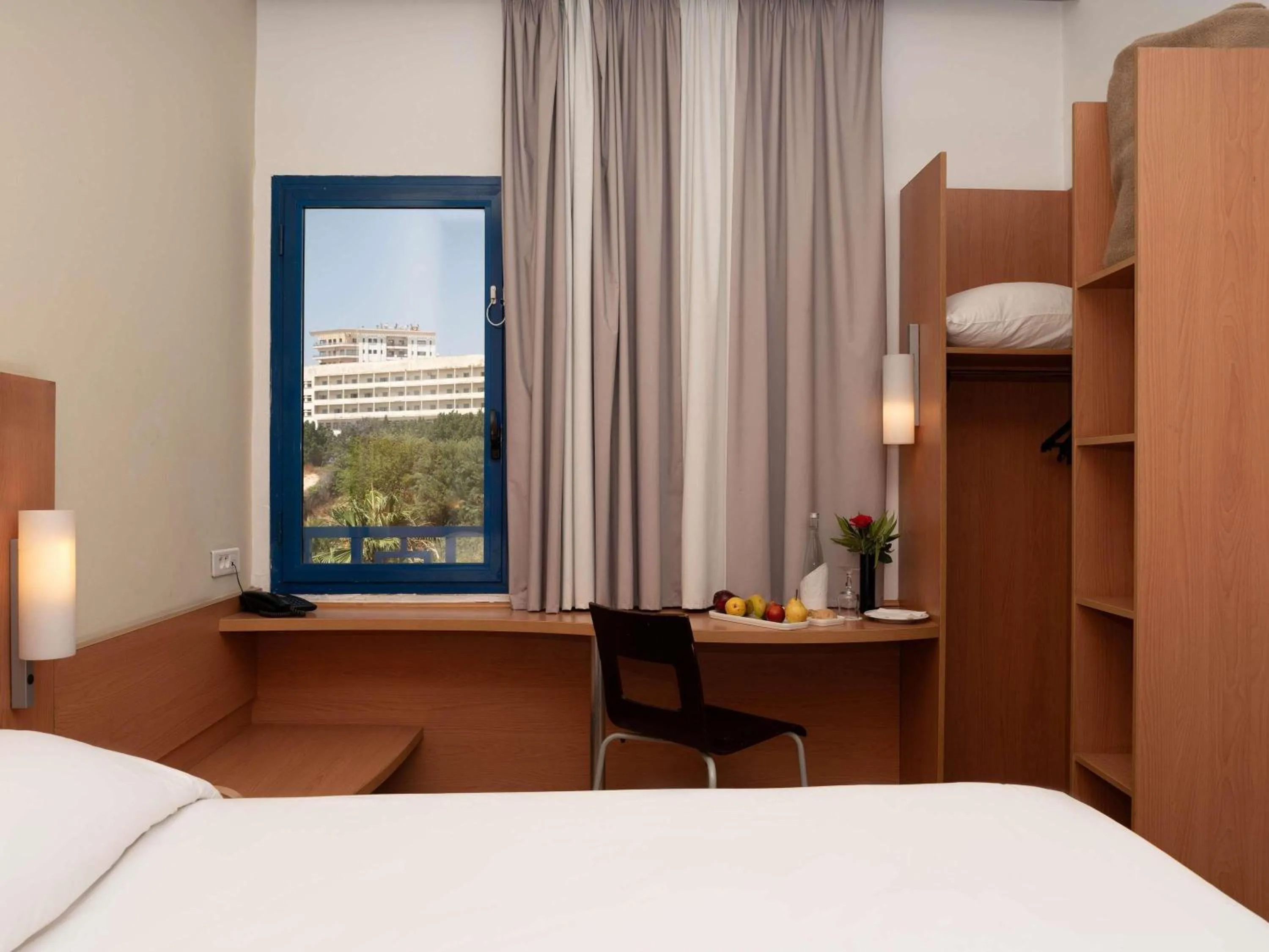 Standard Twin Room in Ibis Meknès