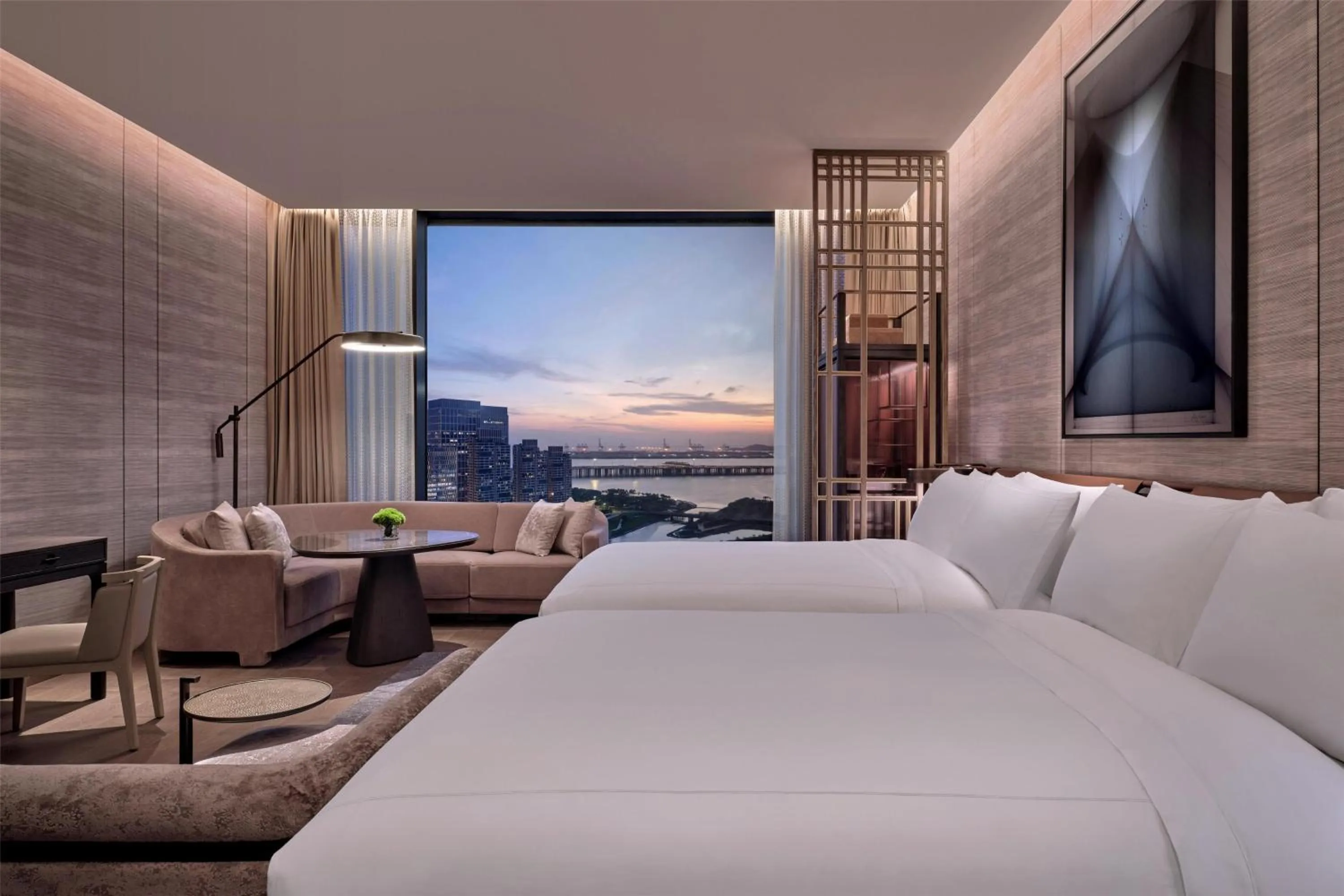 Premium Twin Room with Bay View in Conrad Shenzhen