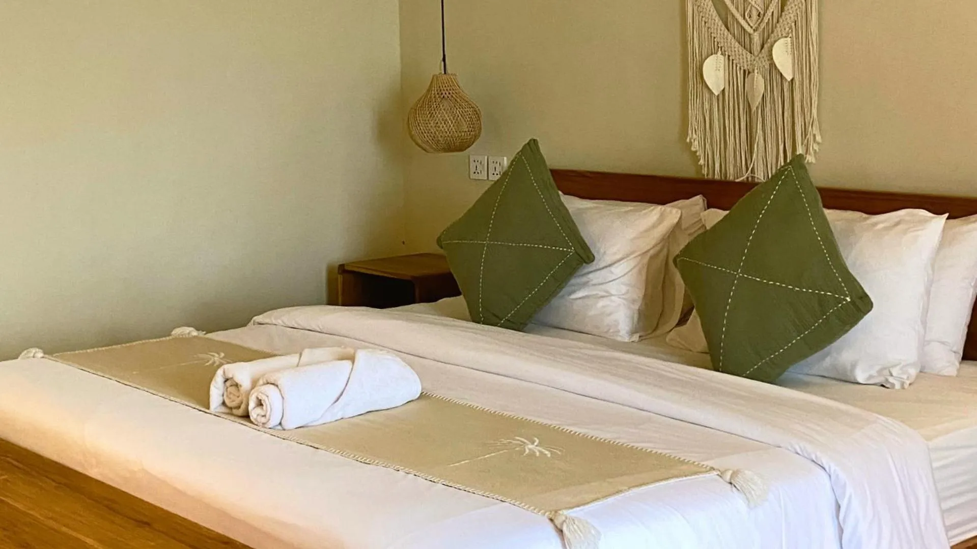 King Room in White Penny Hostel