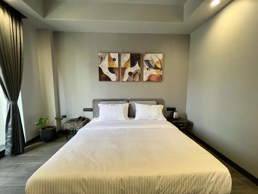 Standard Double Room - single occupancy in Mod Avenue