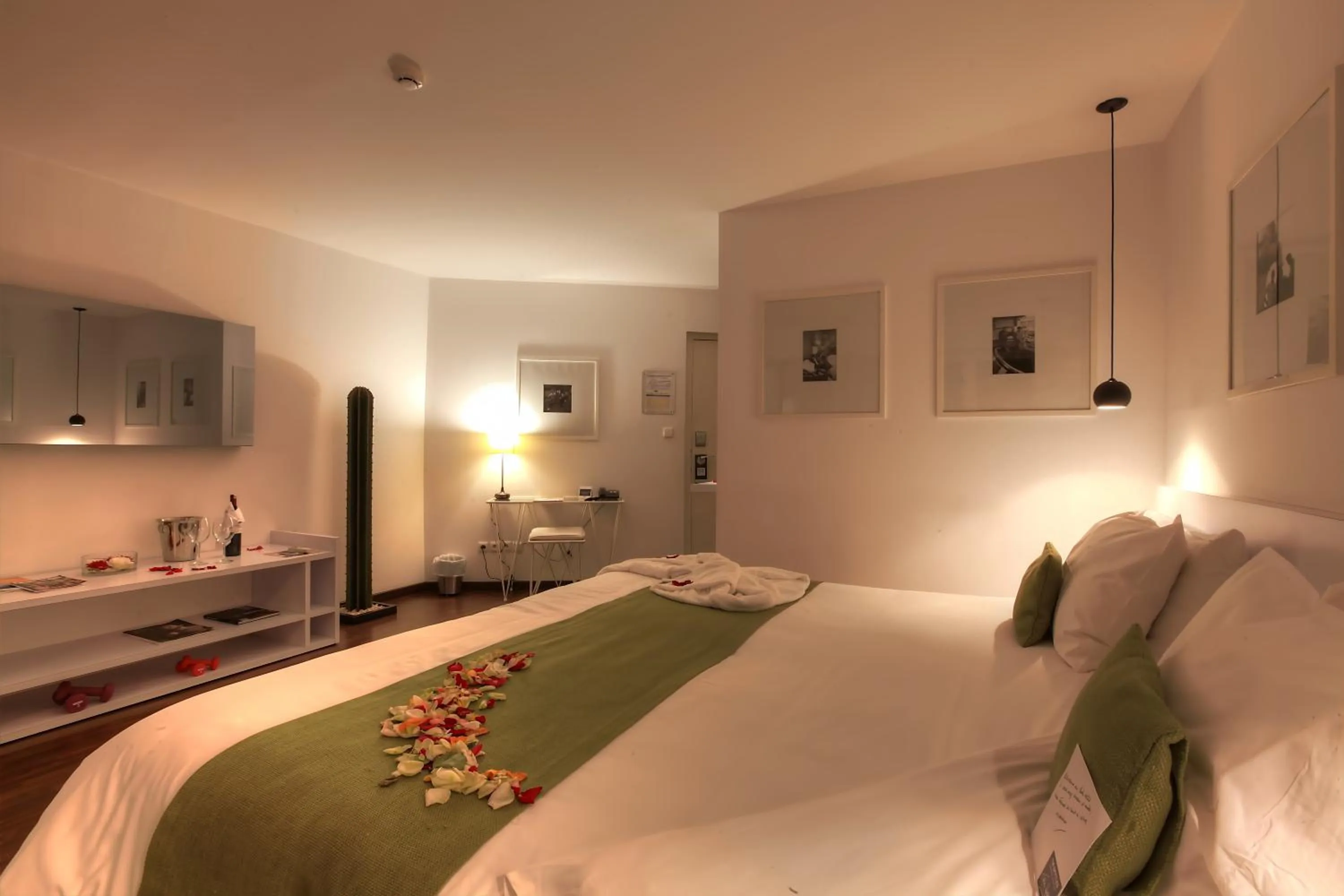 Deluxe Double Room in Bab Hotel