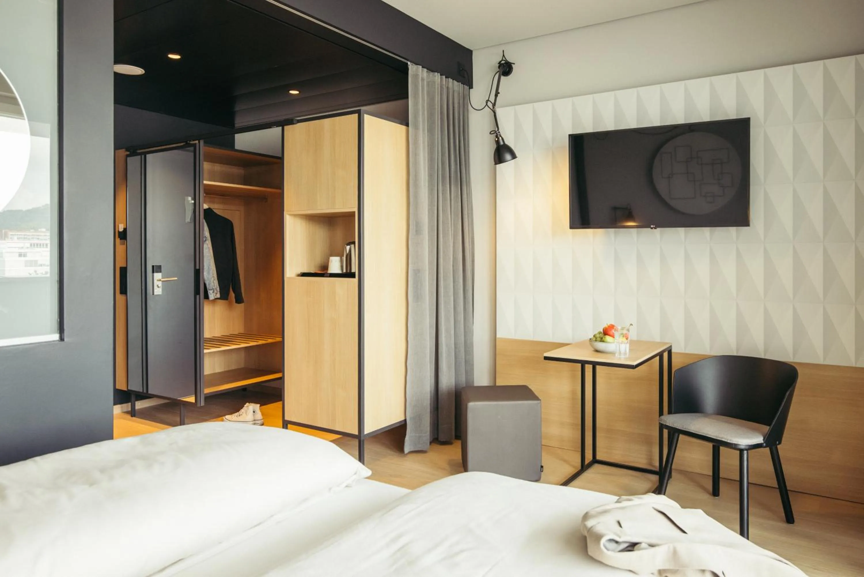 Standard Double or Twin Room in harry's home Zürich-Limmattal