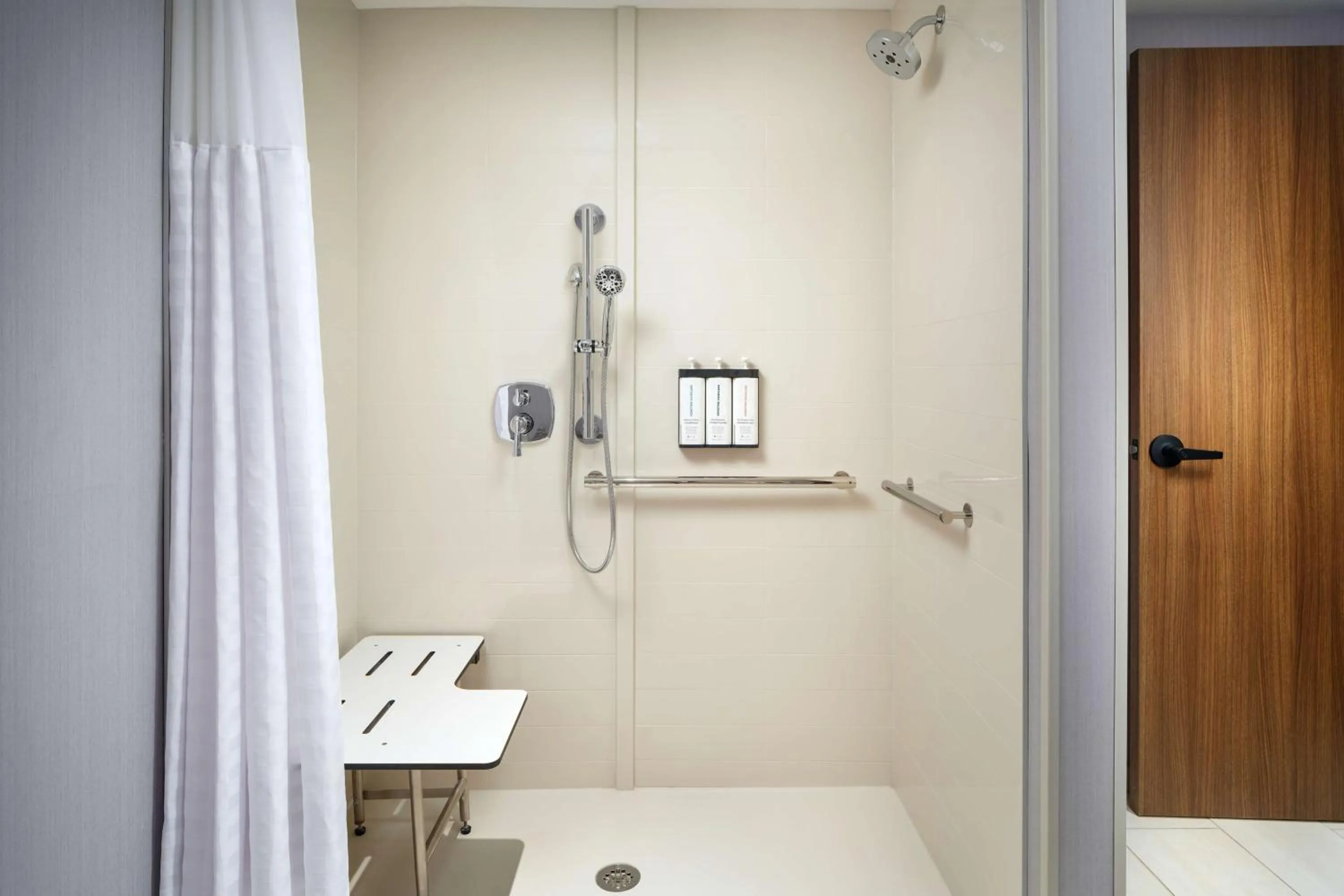 King Room with Roll-In Shower - Disability Access in Hyatt Place Melbourne Airport, Fl