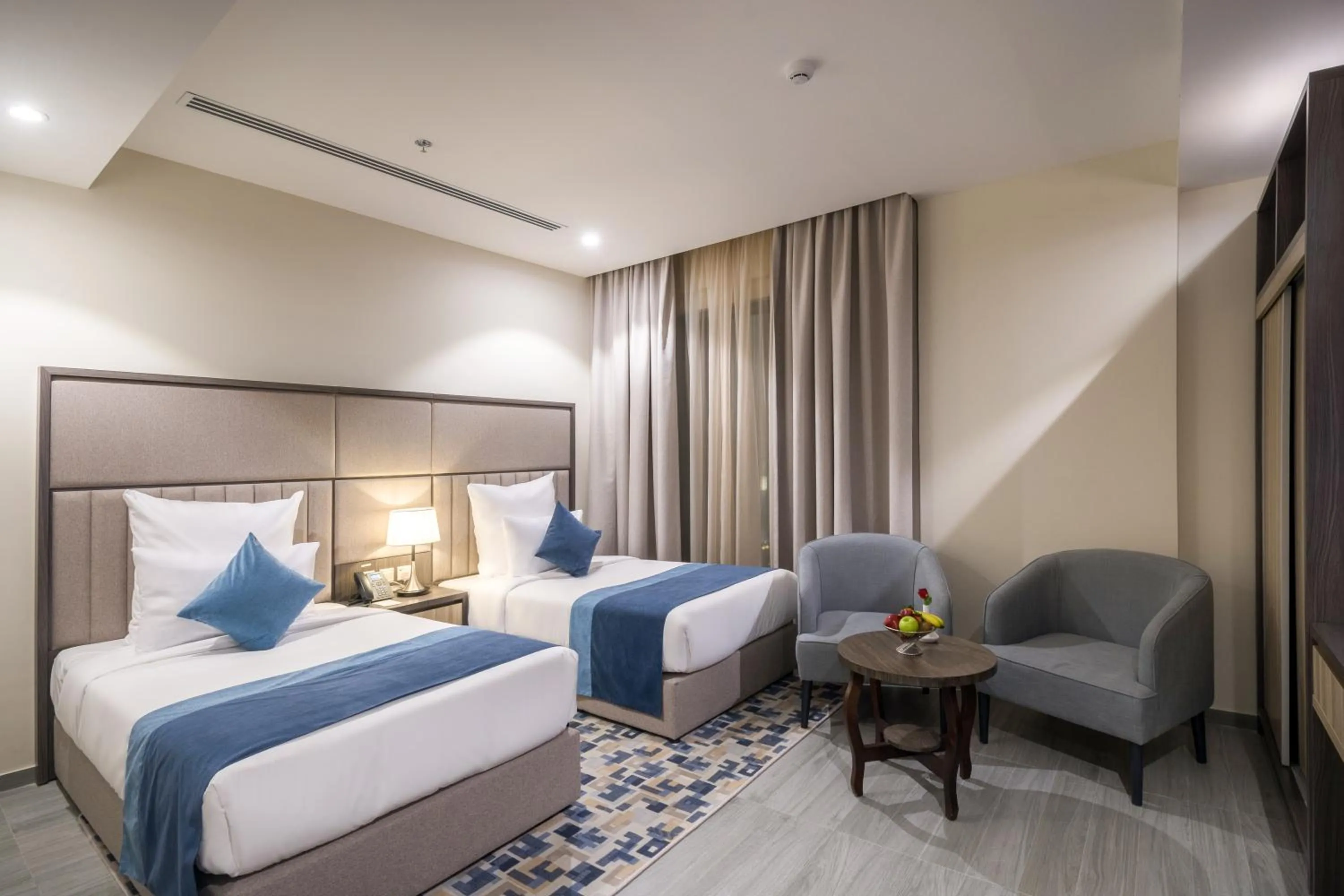 Deluxe Room (2 Adults + 1 Child) - single occupancy in Enala Hotel - Al Khobar