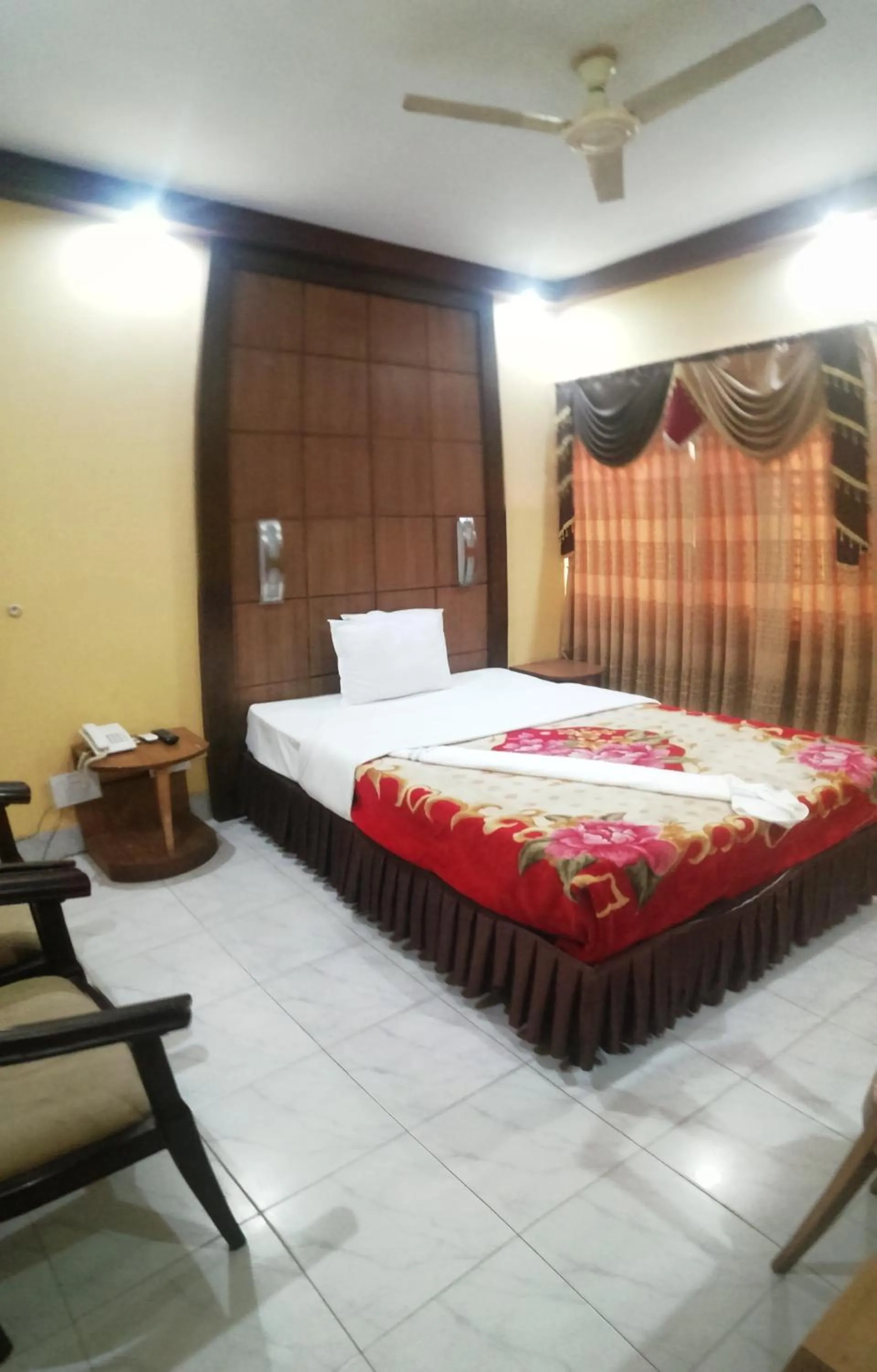 Deluxe Double or Twin Room in Hotel Skylink