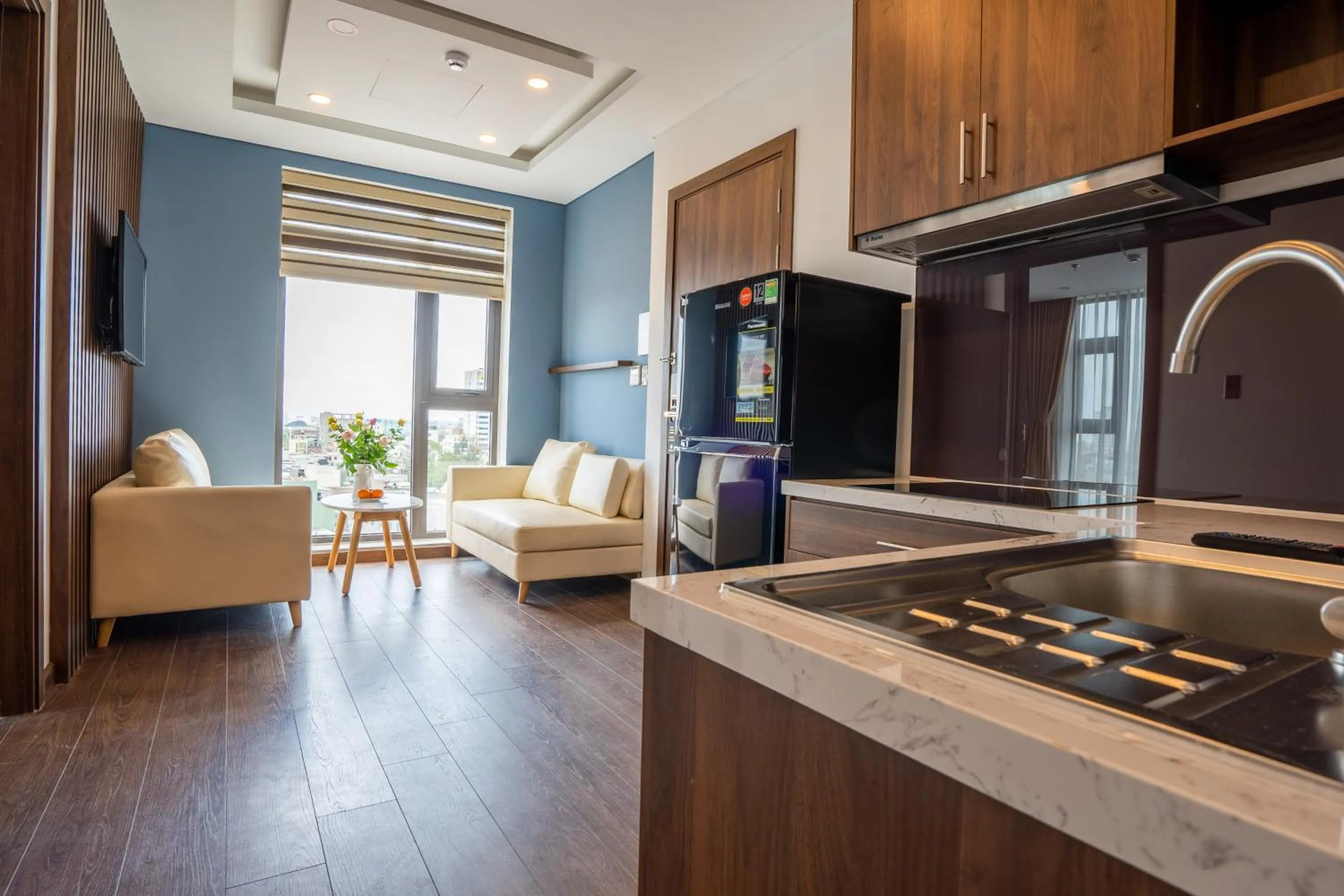 Quadruple Room with Balcony in Minh Quan Hotel - Da Nang Center By HOS