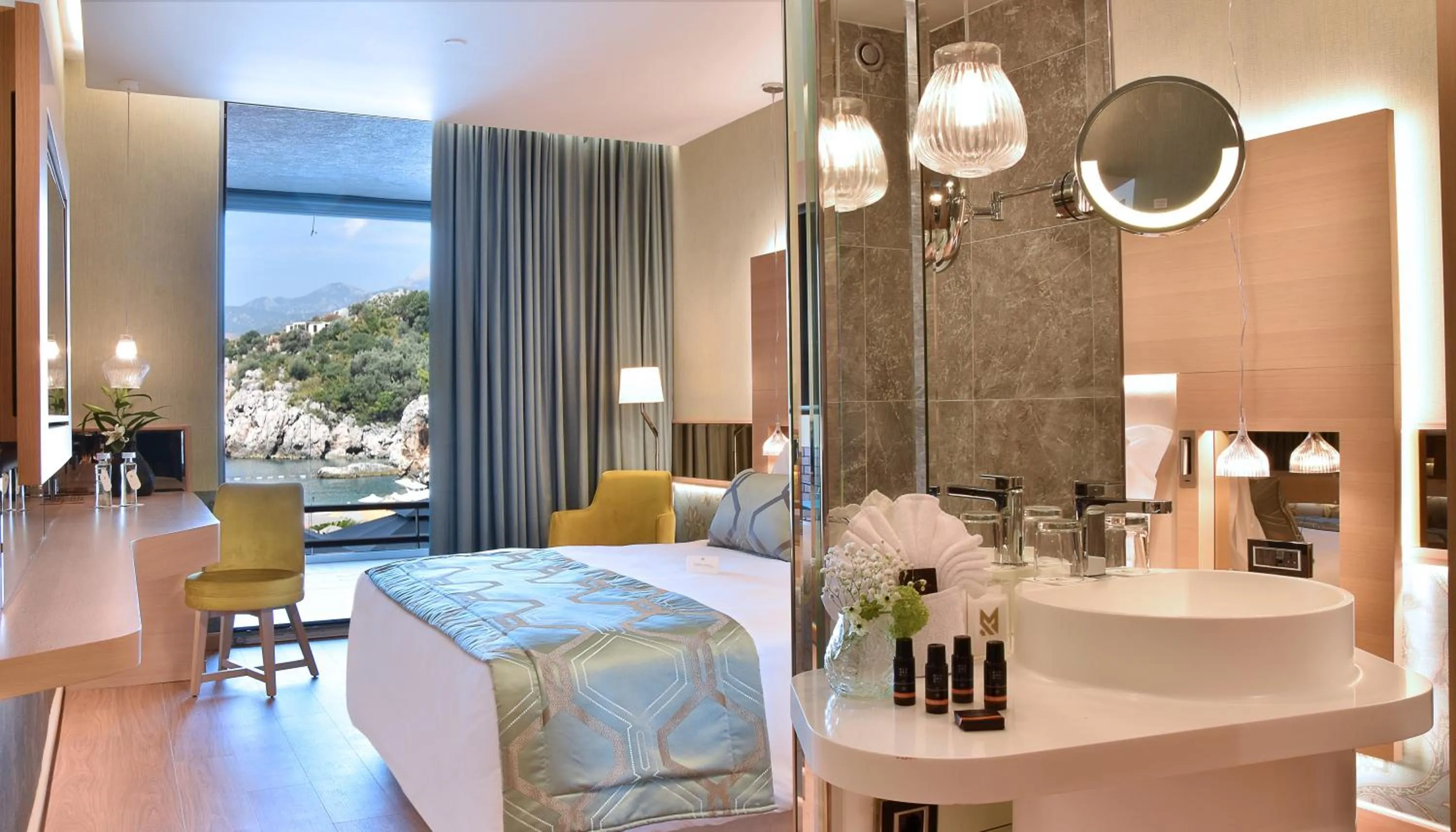 Superior Sea View Room in Maestral Resort & Casino