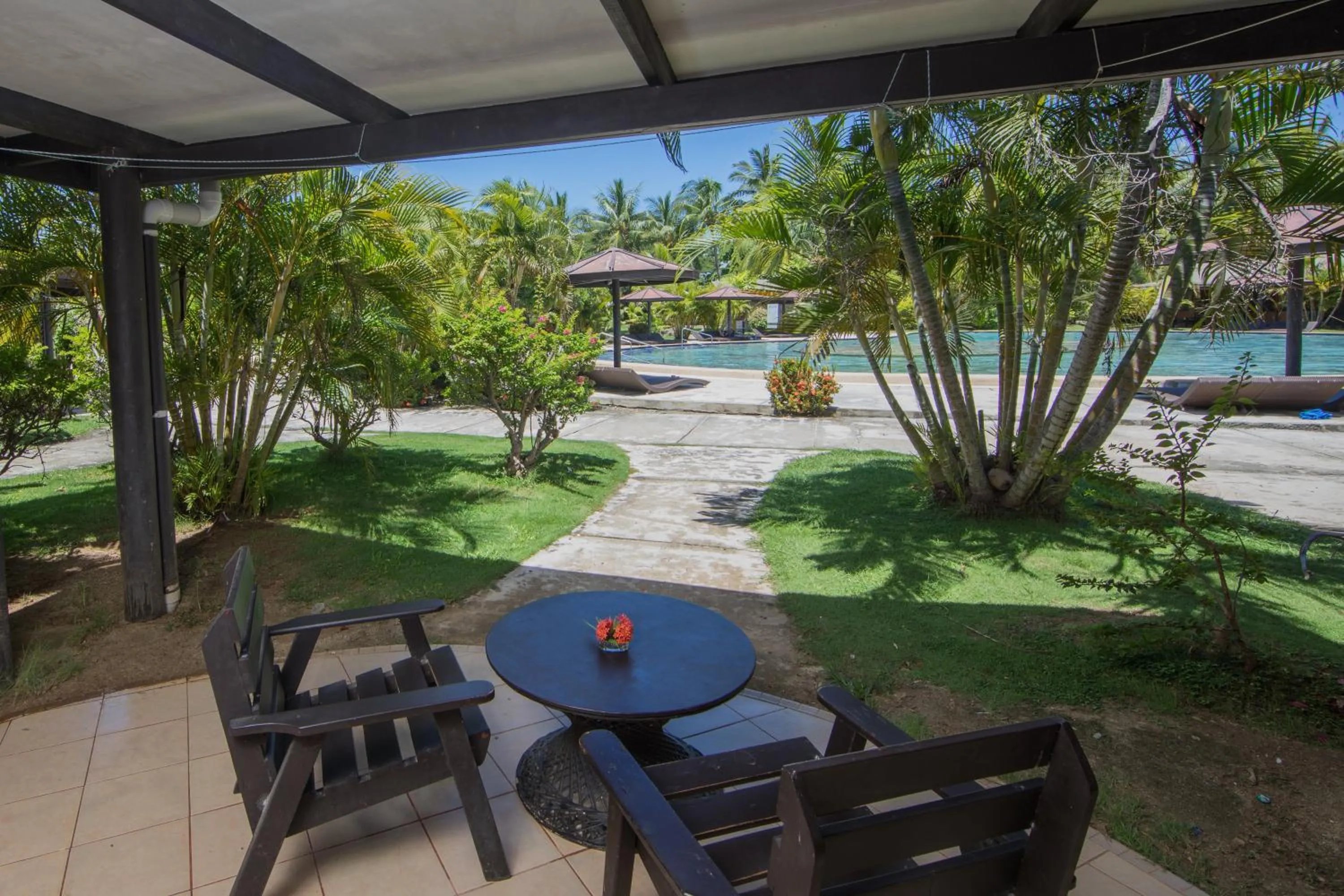 Poolside Room in Plantation Island Resort