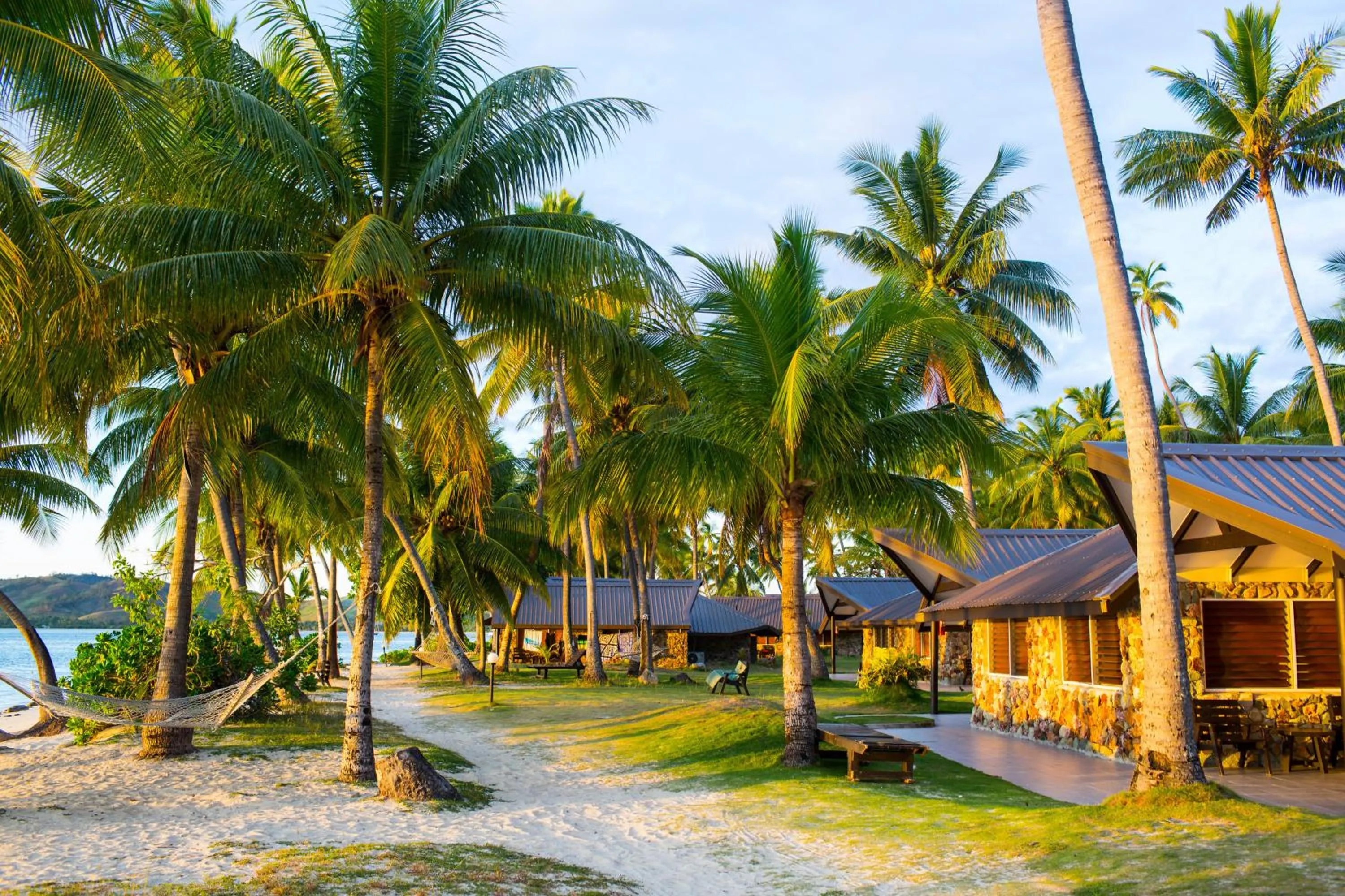 Beachfront Bure in Plantation Island Resort