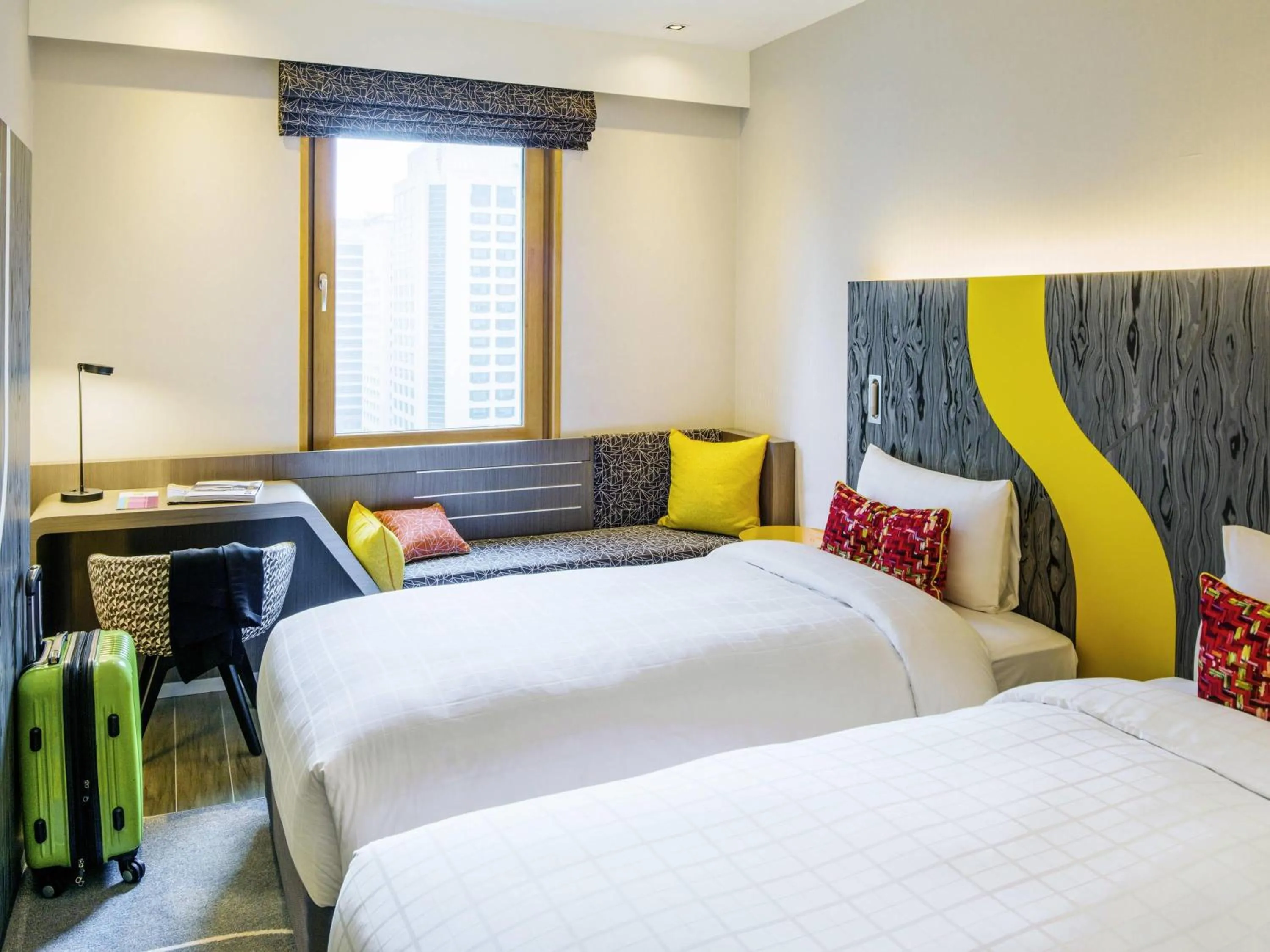 Deluxe Room Twin Beds in Ibis Styles Ambassador Seoul Gangnam