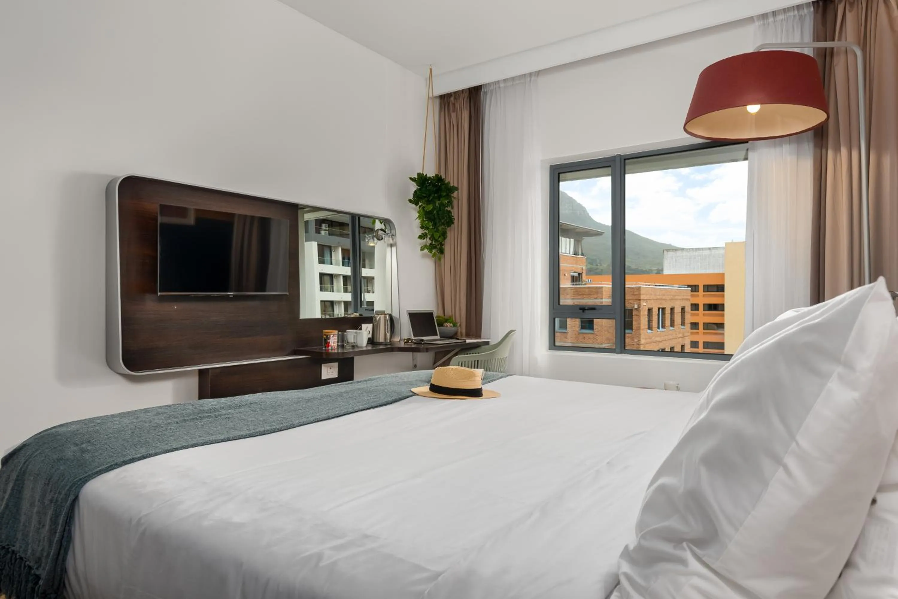 Standard Double Room in Neighbourgood Newlands