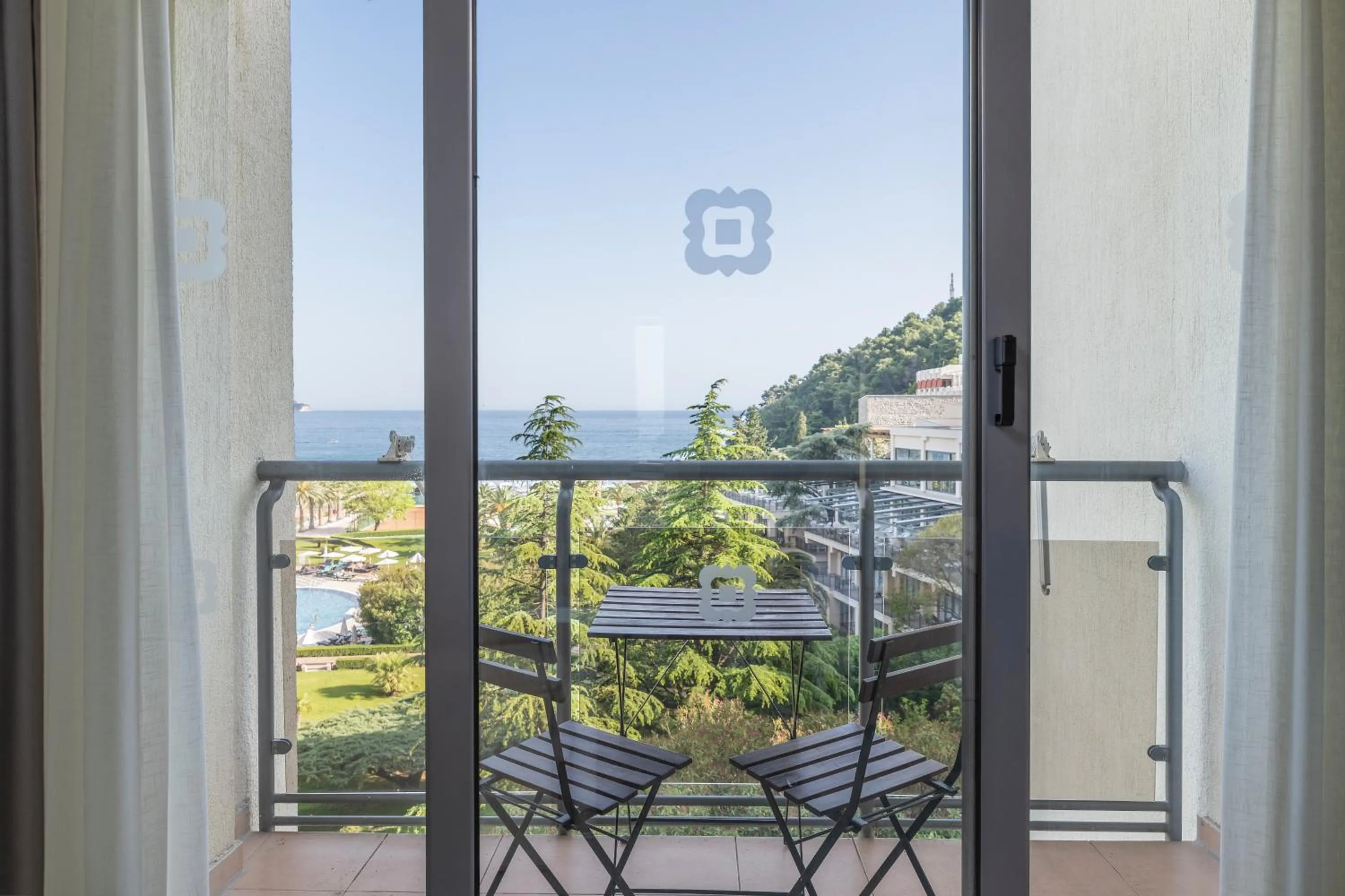 Double or Twin Room with Sea View in Iberostar Waves Bellevue All Inclusive