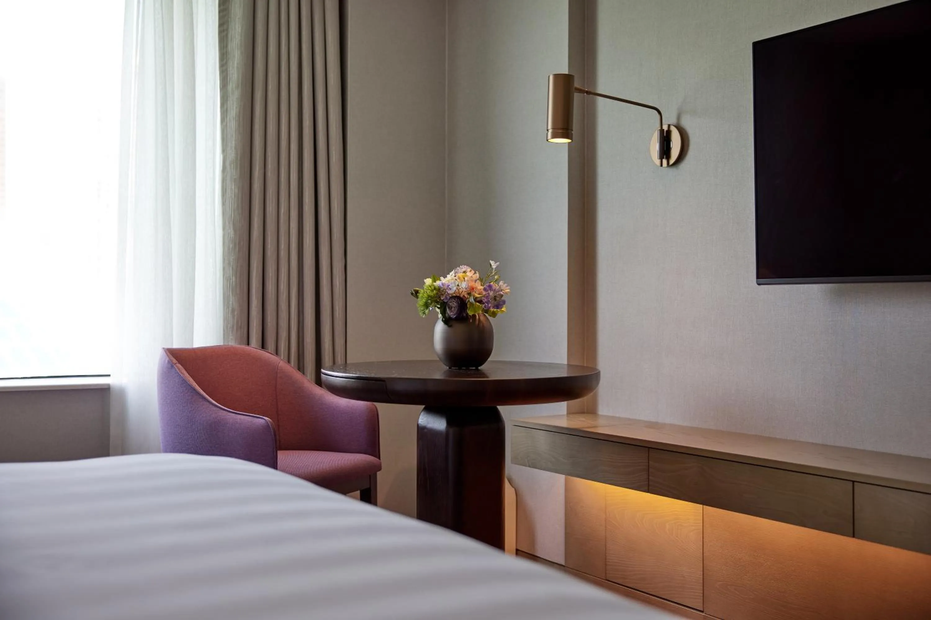 Residential Deluxe Double Room in Lotte Hotel World