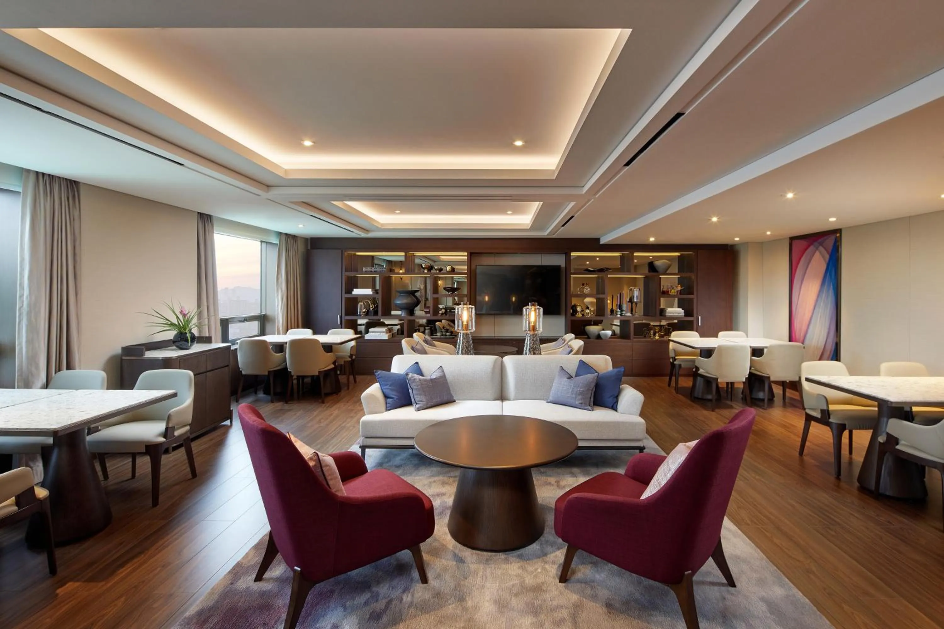 Club Double Room with Breakfast at Club Lounge in Lotte Hotel World