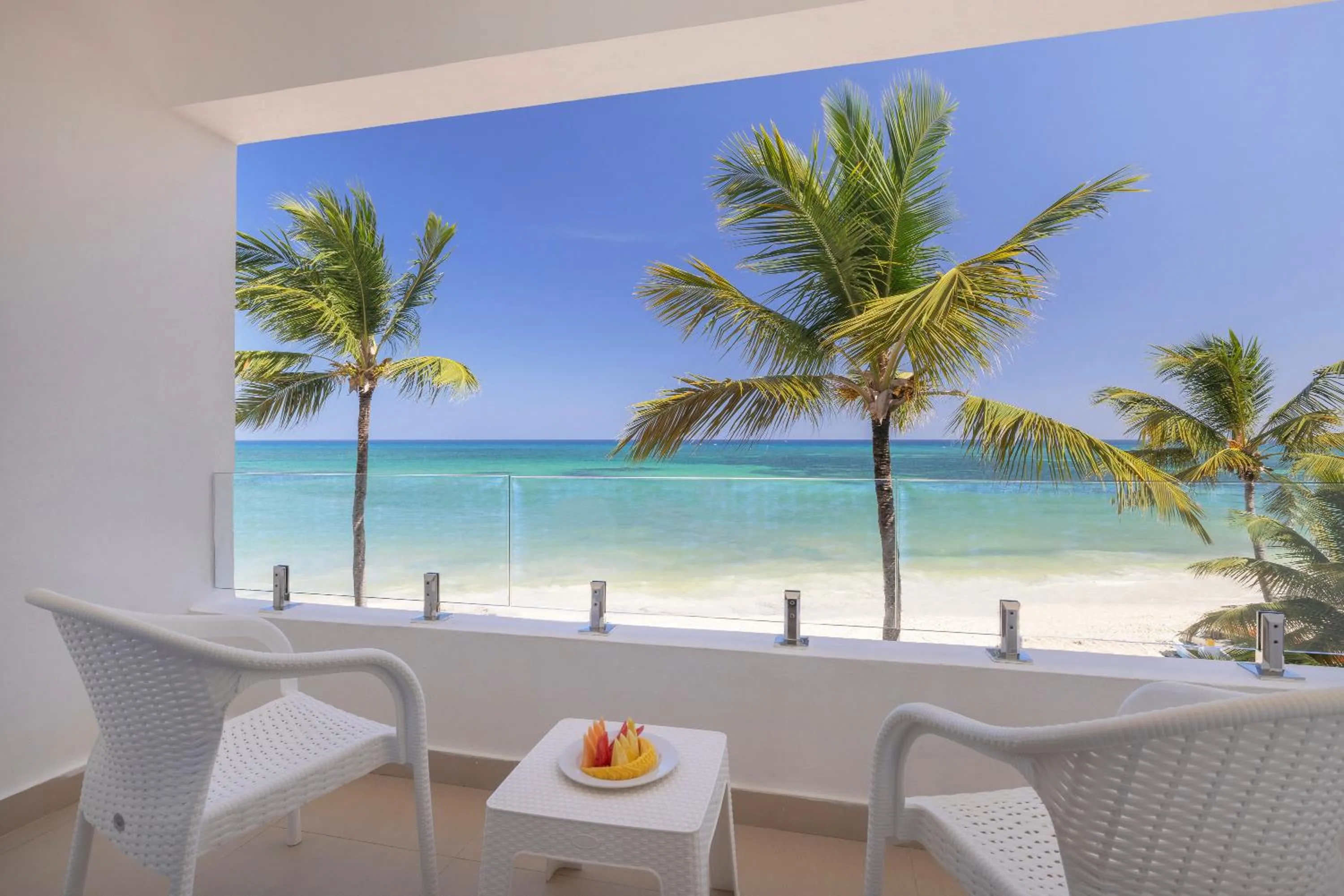 Double Room with Sea View - single occupancy in Hotel HM Bavaro Beach - Adults Only